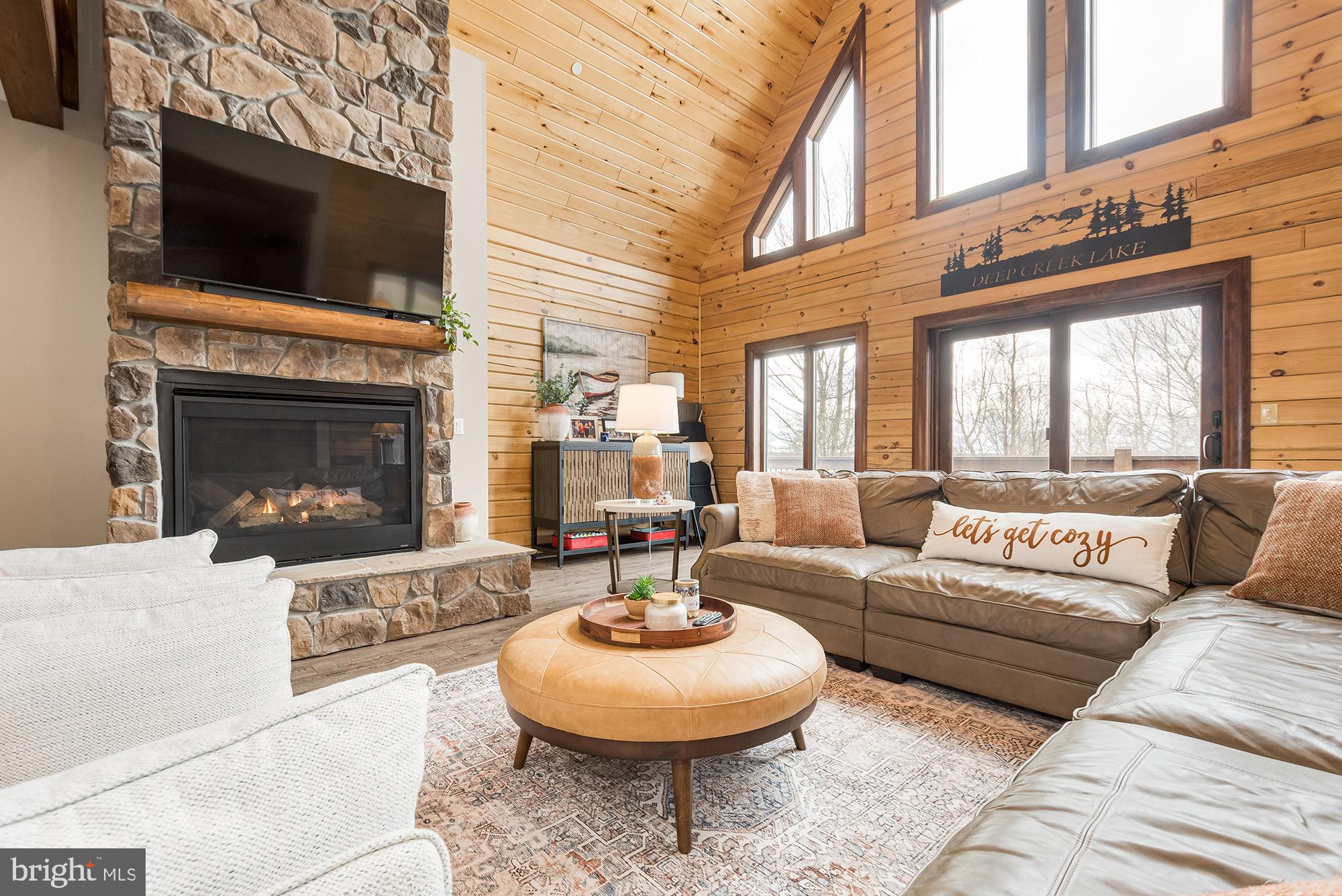 LAGO VISTA - Residential