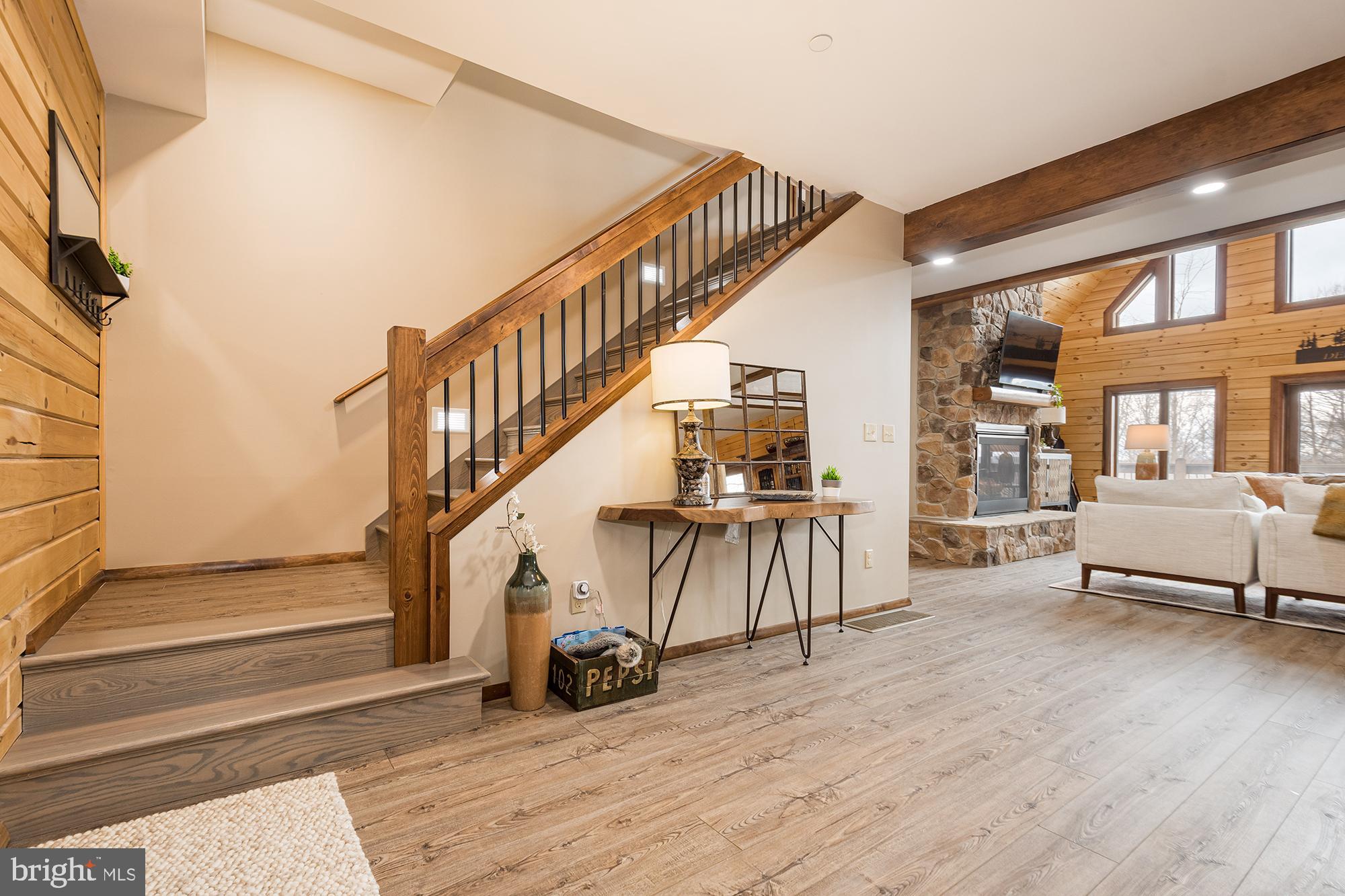 LAGO VISTA - Residential