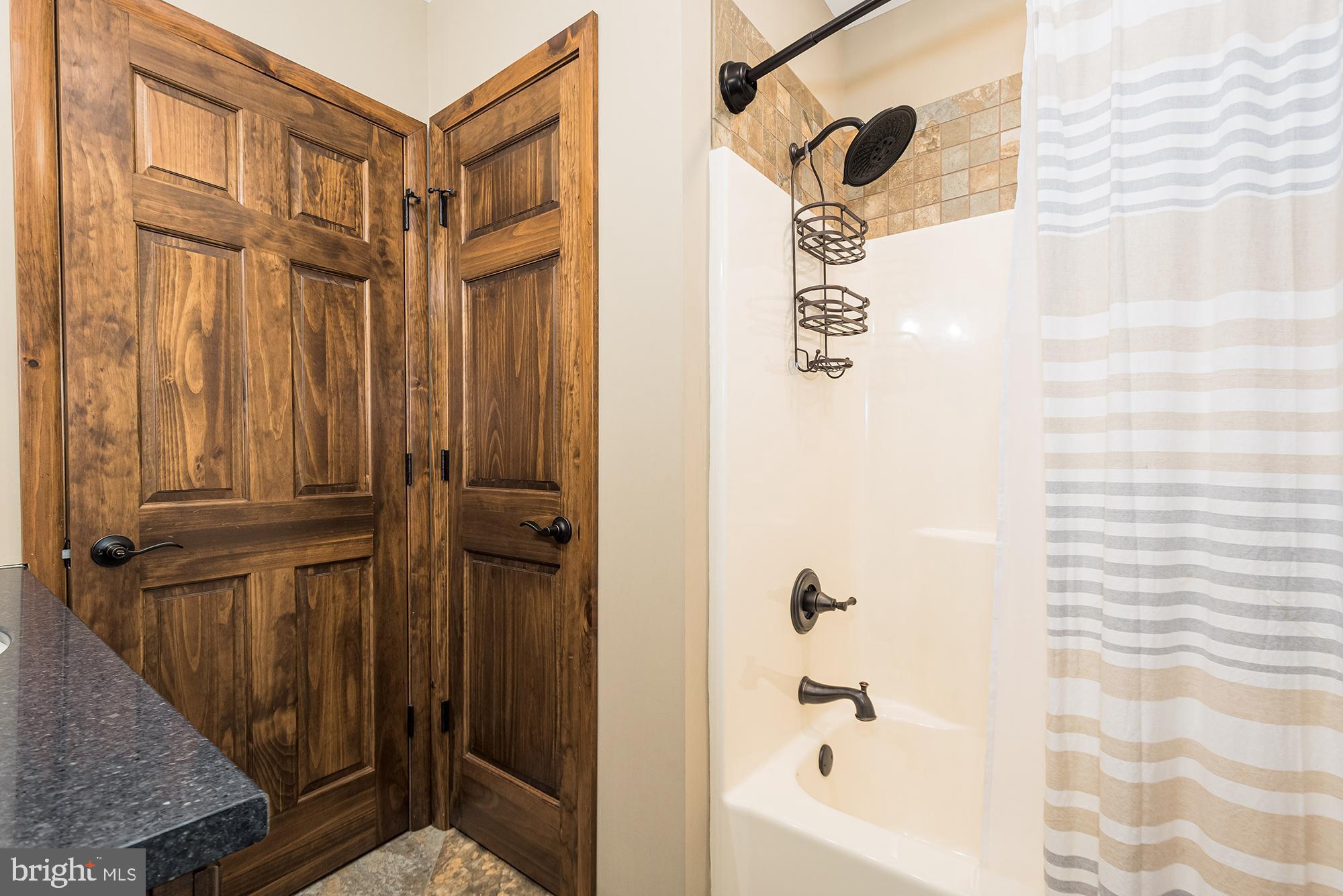 LAGO VISTA - Residential