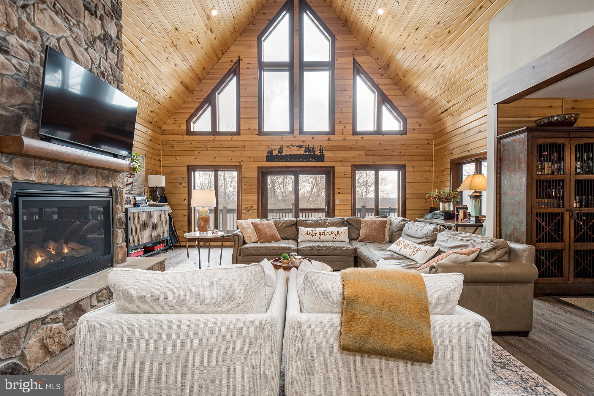 LAGO VISTA - Residential