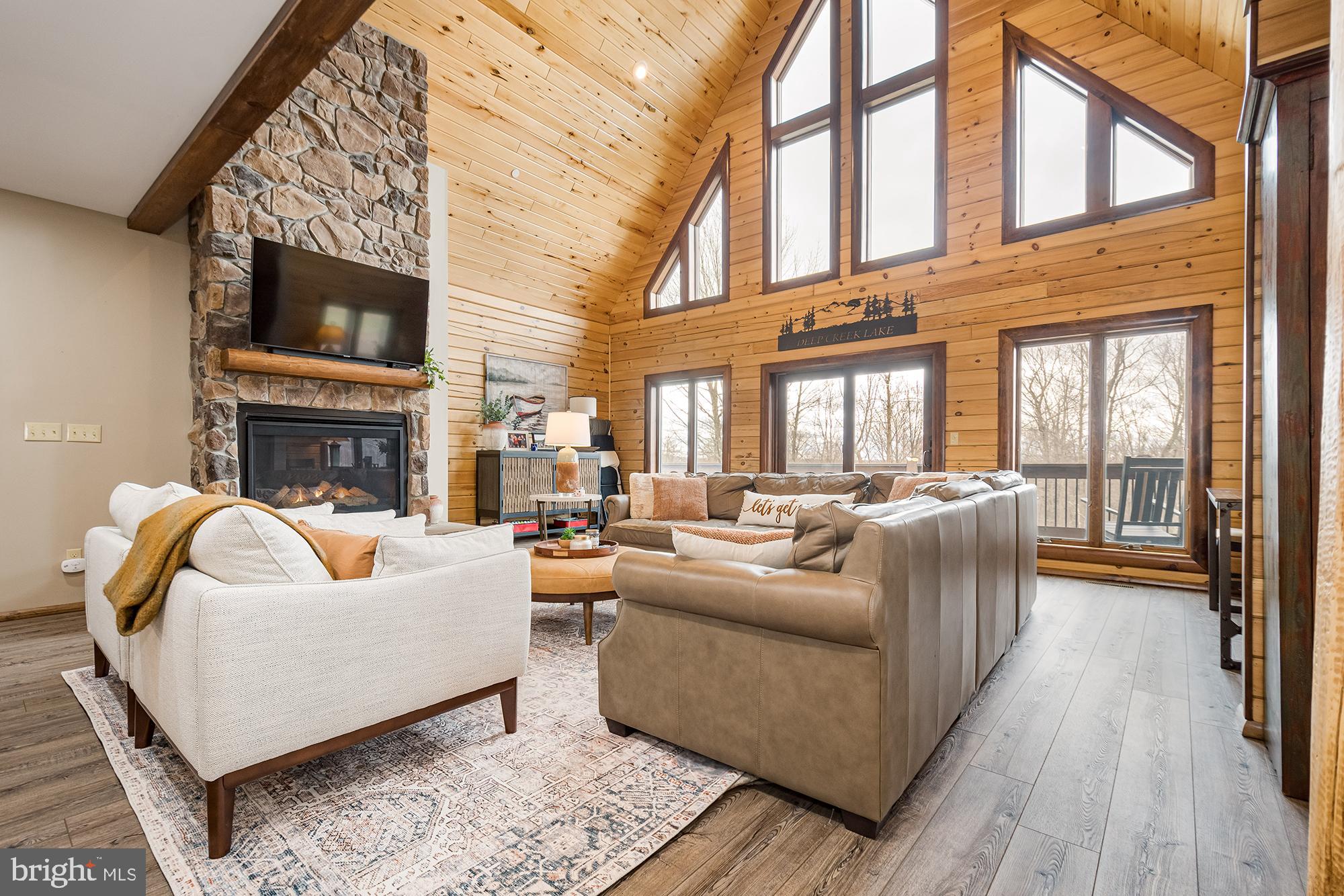 LAGO VISTA - Residential