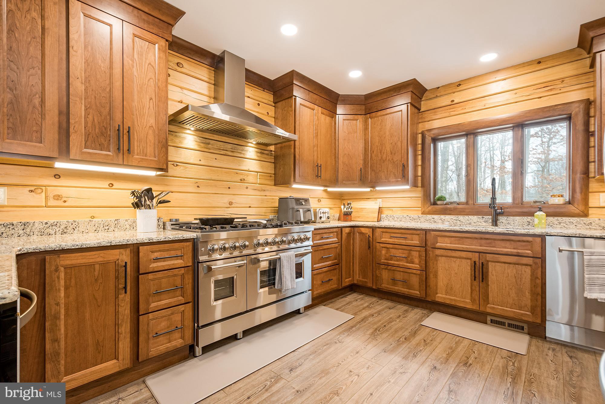 LAGO VISTA - Residential