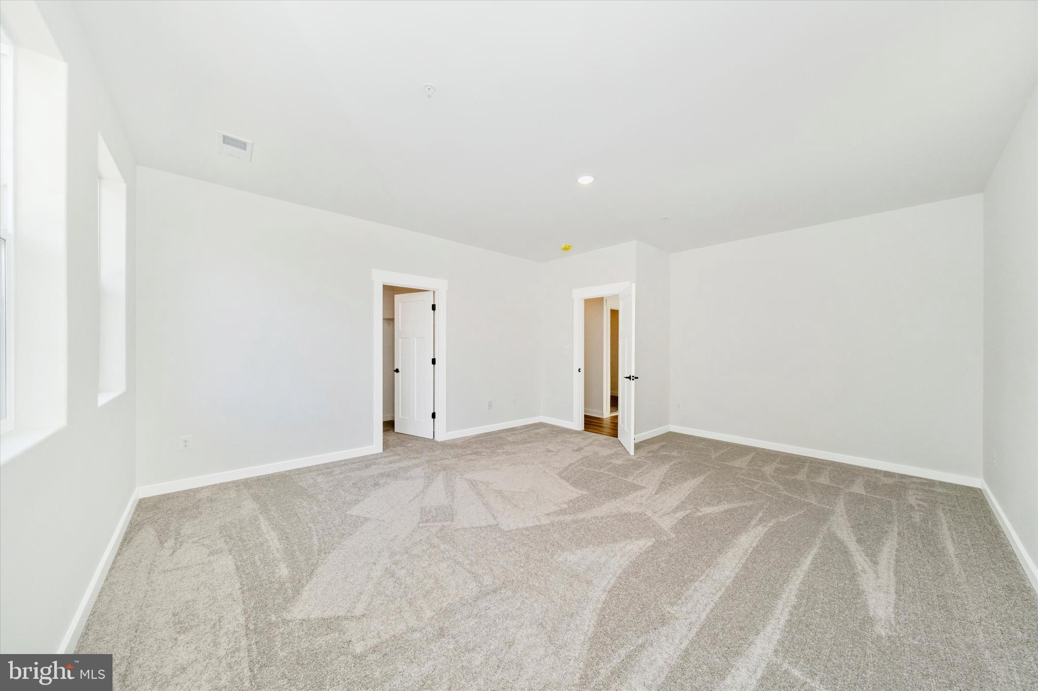 MILLERSVILLE - Residential