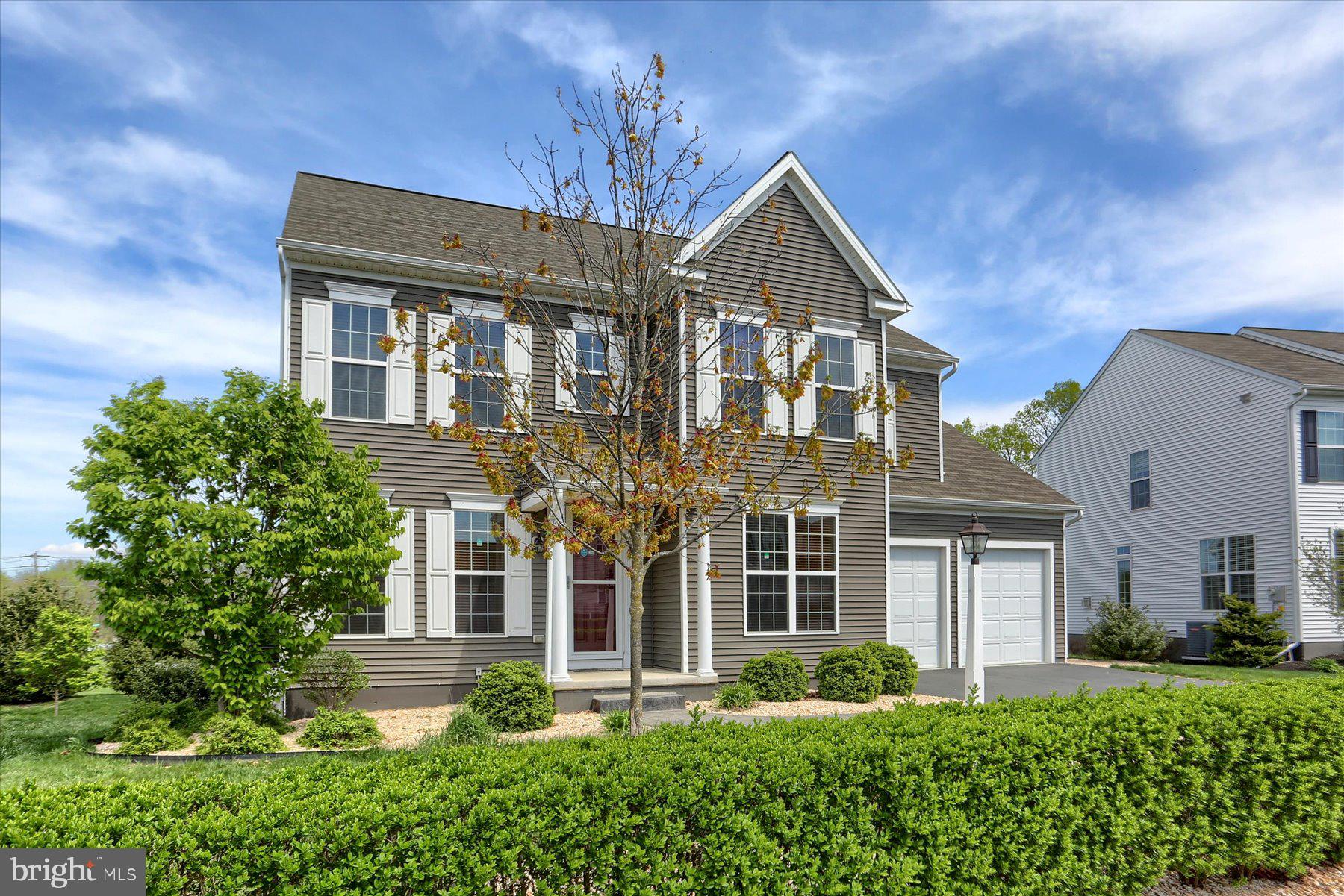 WOODBRIDGE - Residential