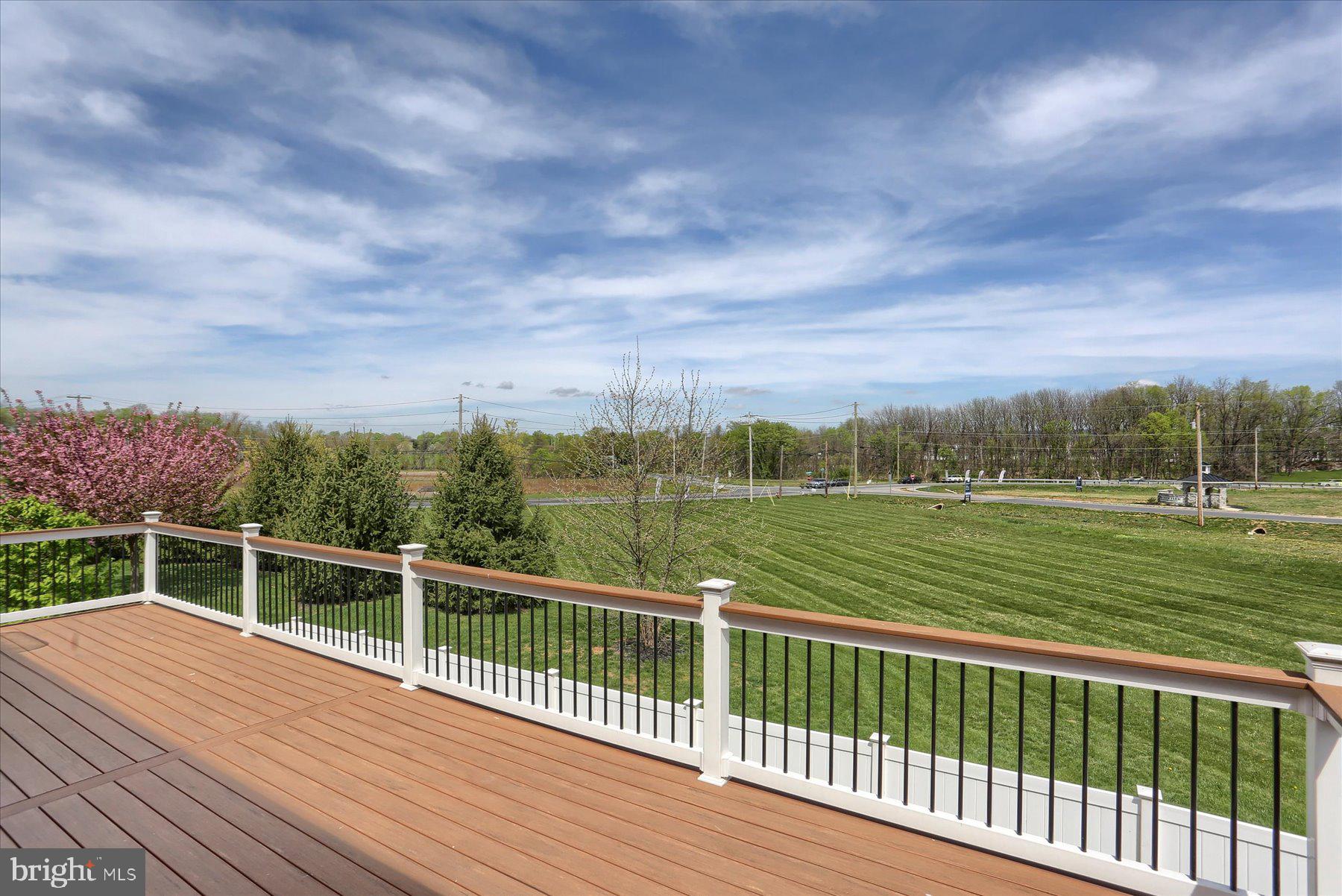 WOODBRIDGE - Residential