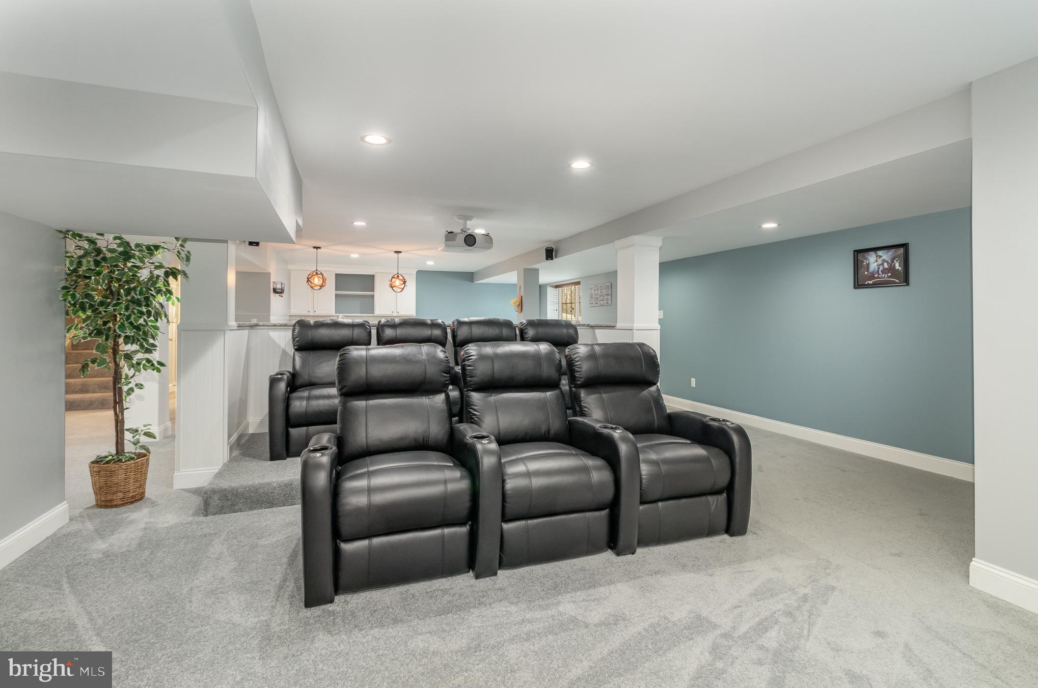 WOODBRIDGE - Residential