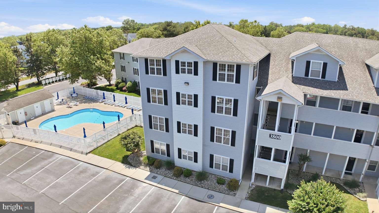 3800 SANIBEL CIRCLE 3813