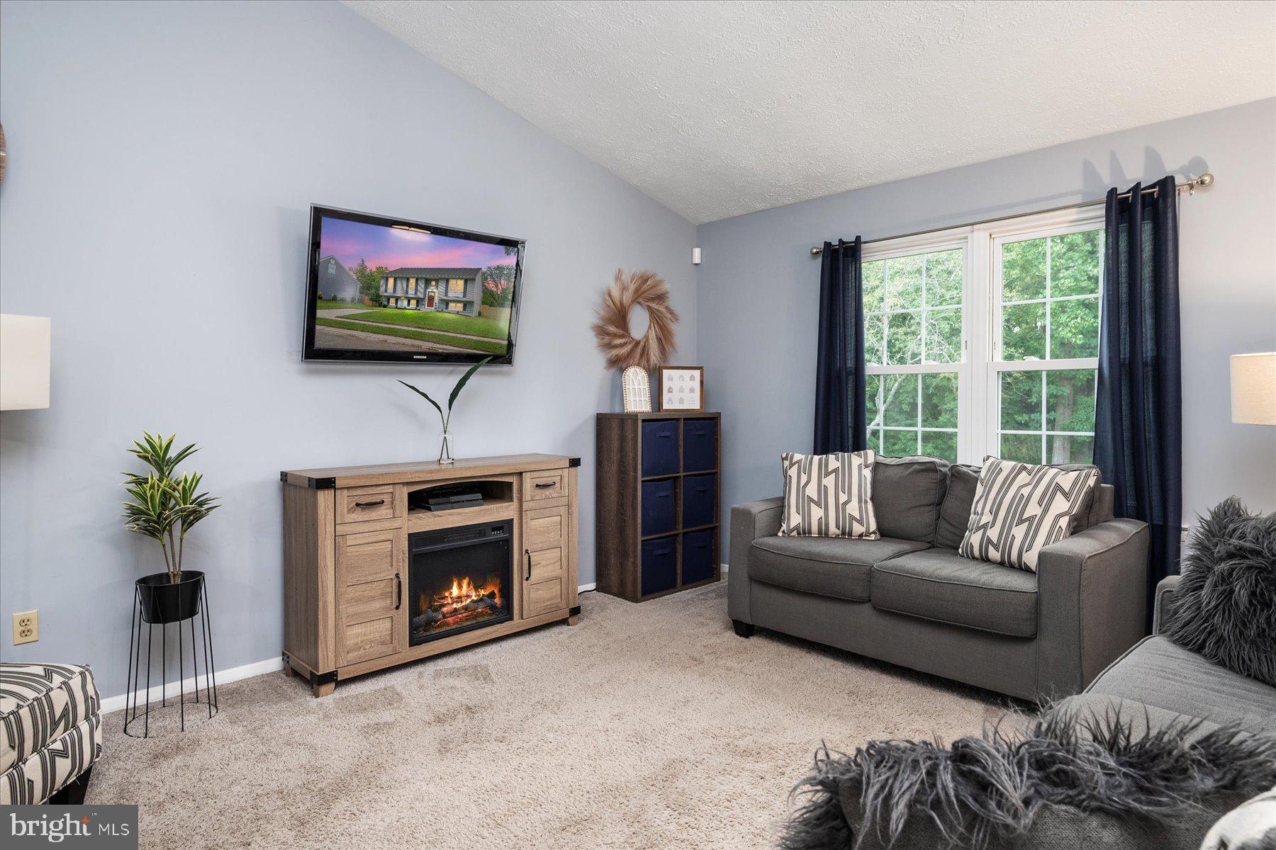 SANDY OAKS - Residential