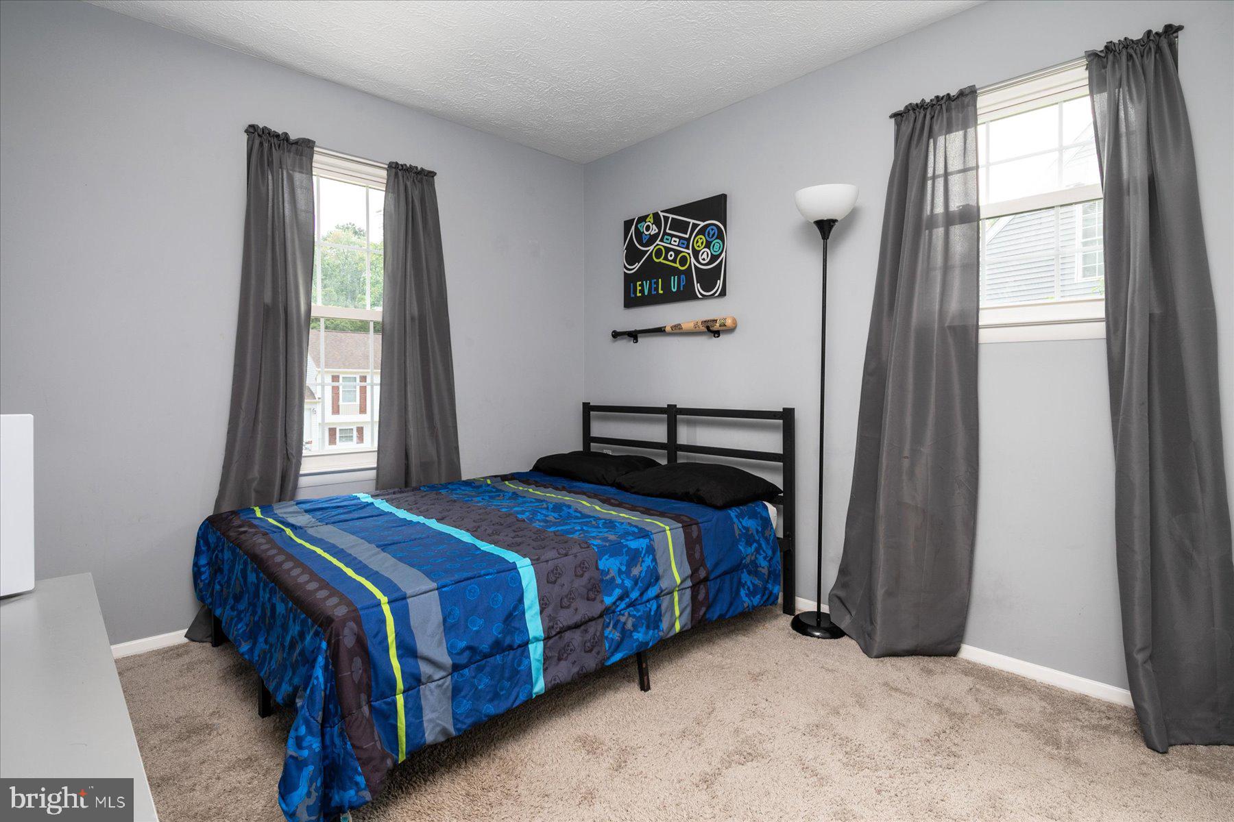 SANDY OAKS - Residential