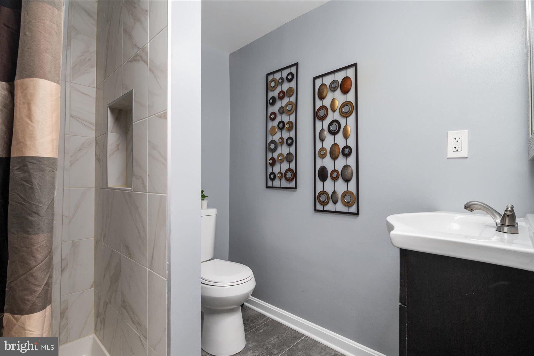 SANDY OAKS - Residential