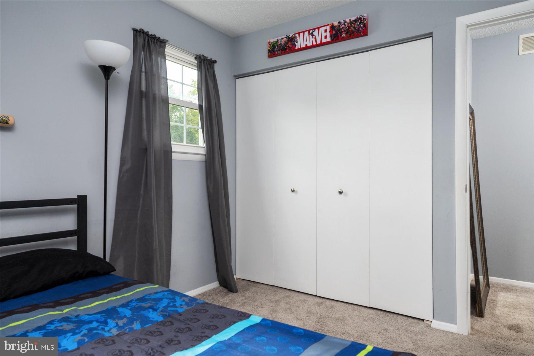 SANDY OAKS - Residential