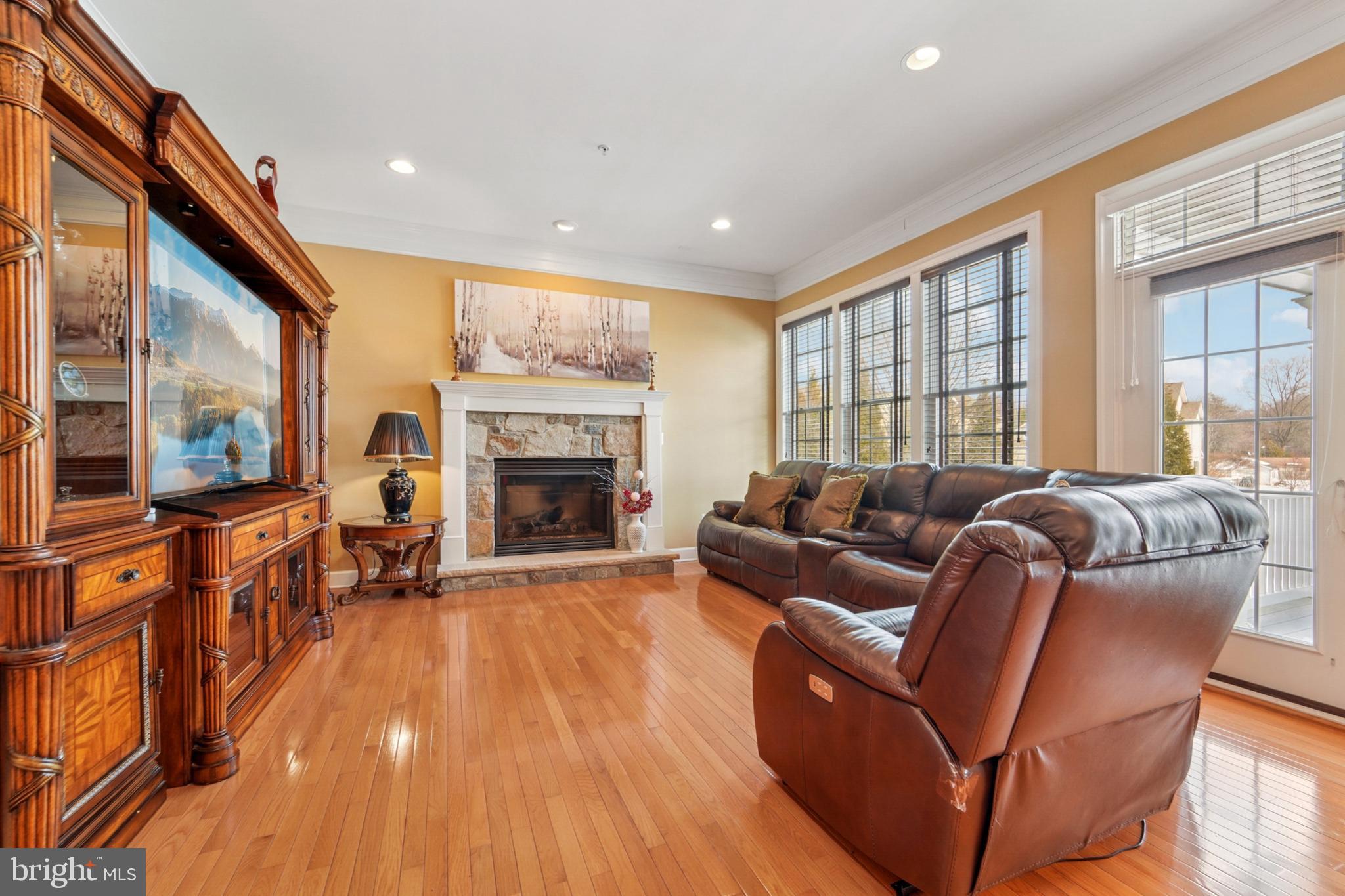 HAMPSHIRE HAMLET - Residential