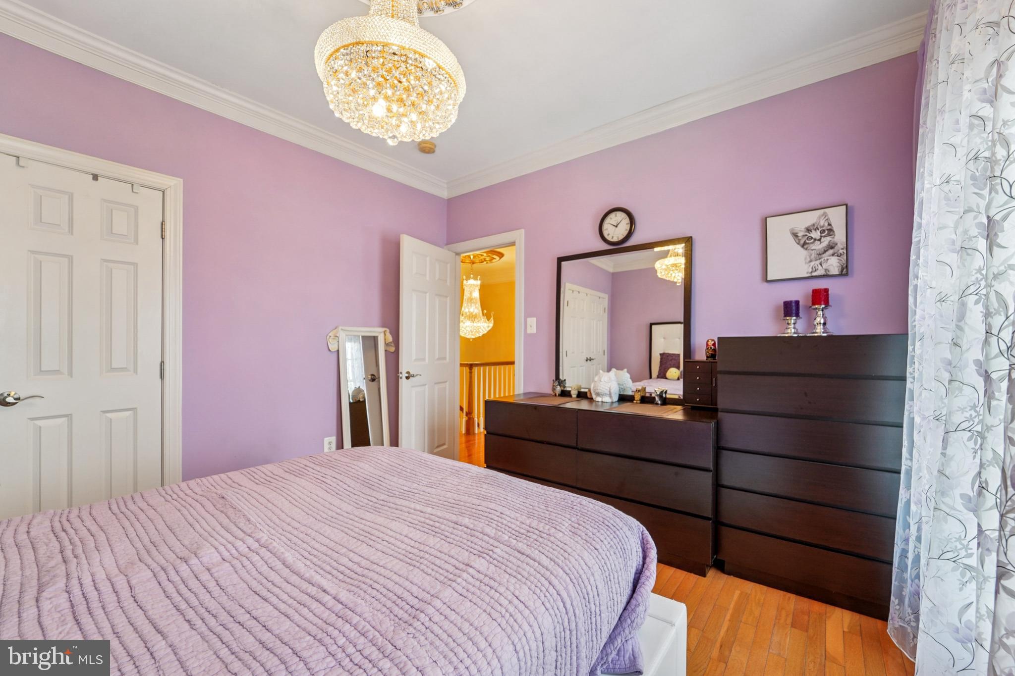 HAMPSHIRE HAMLET - Residential