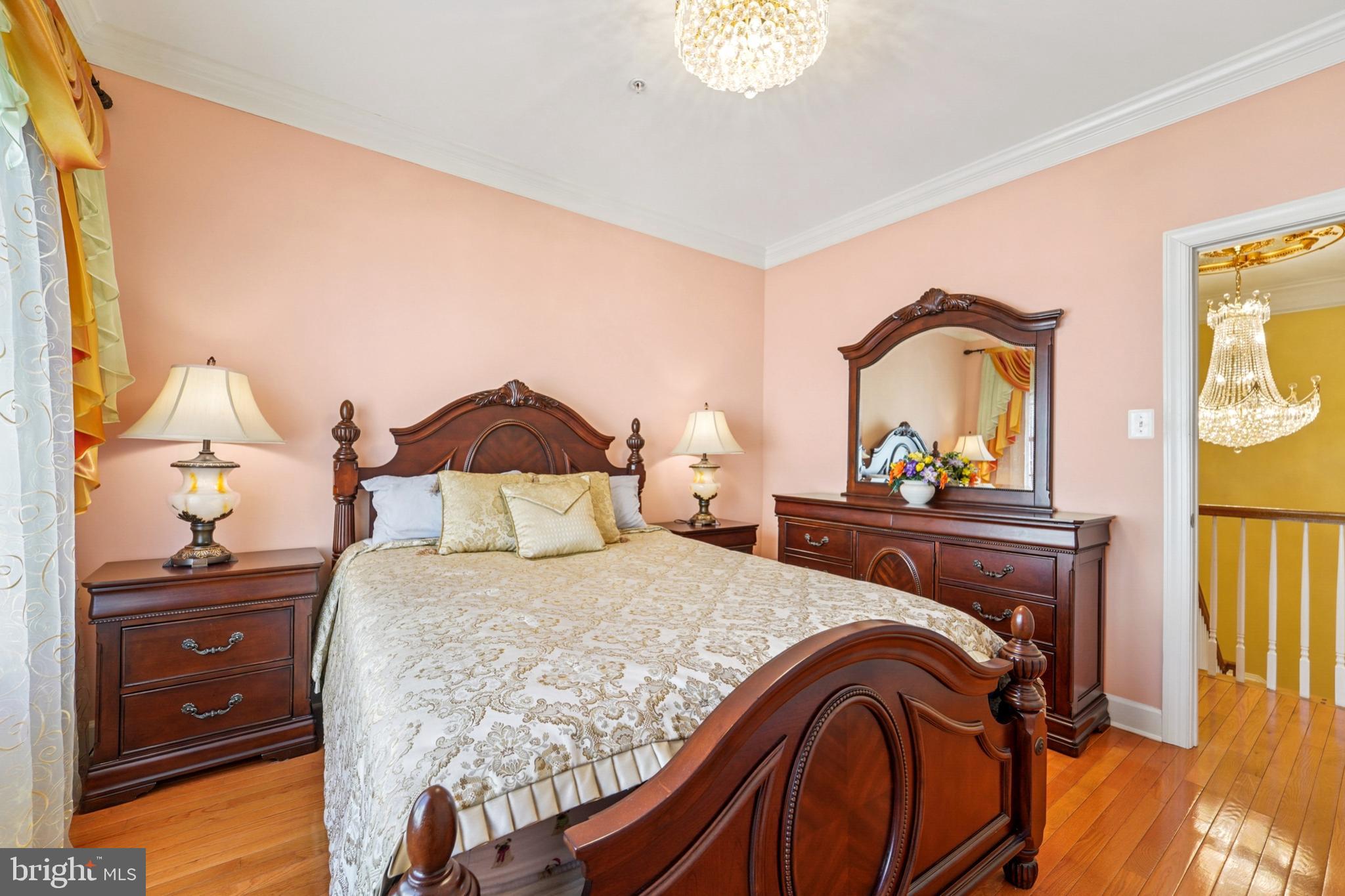 HAMPSHIRE HAMLET - Residential