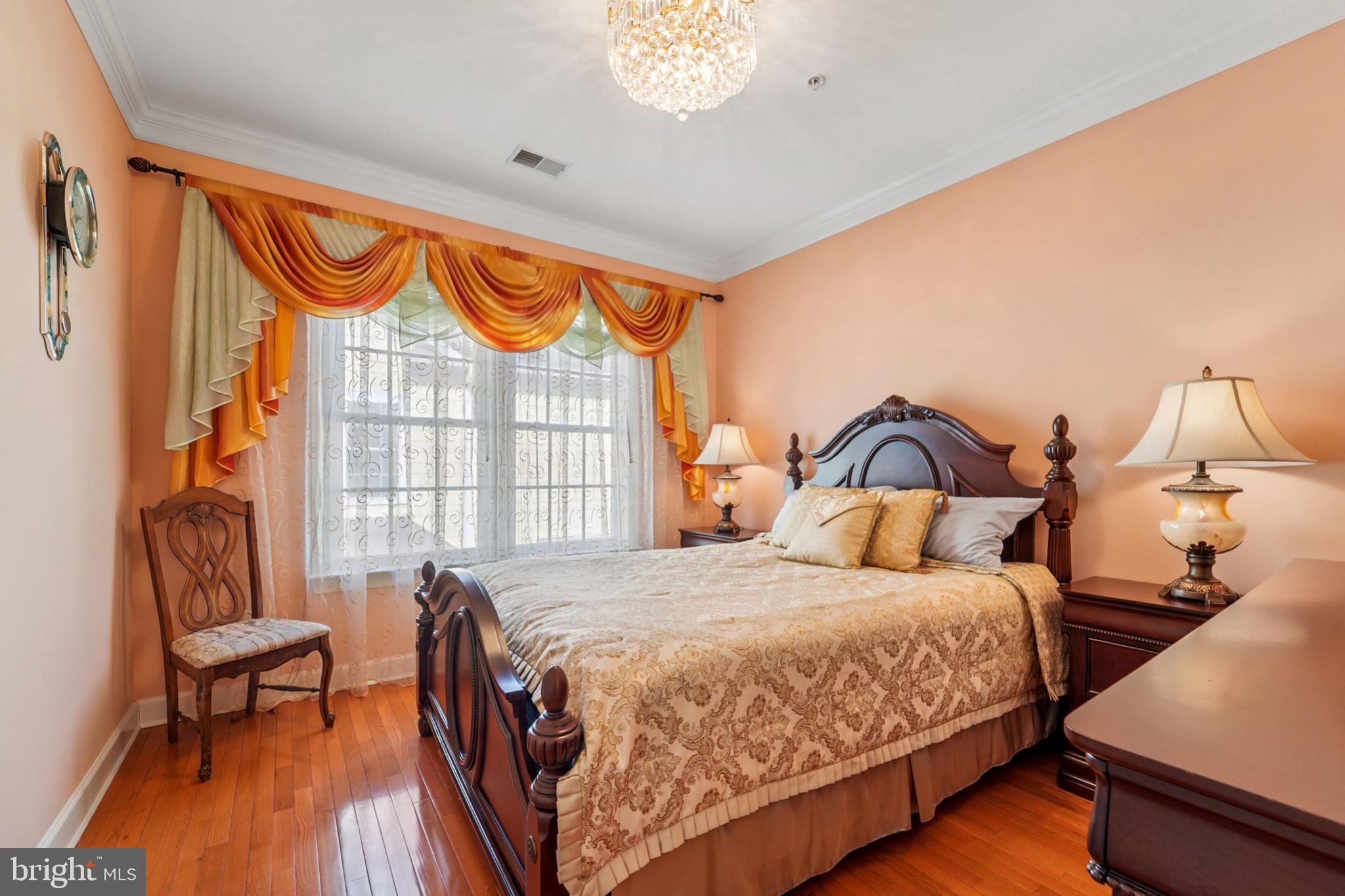 HAMPSHIRE HAMLET - Residential