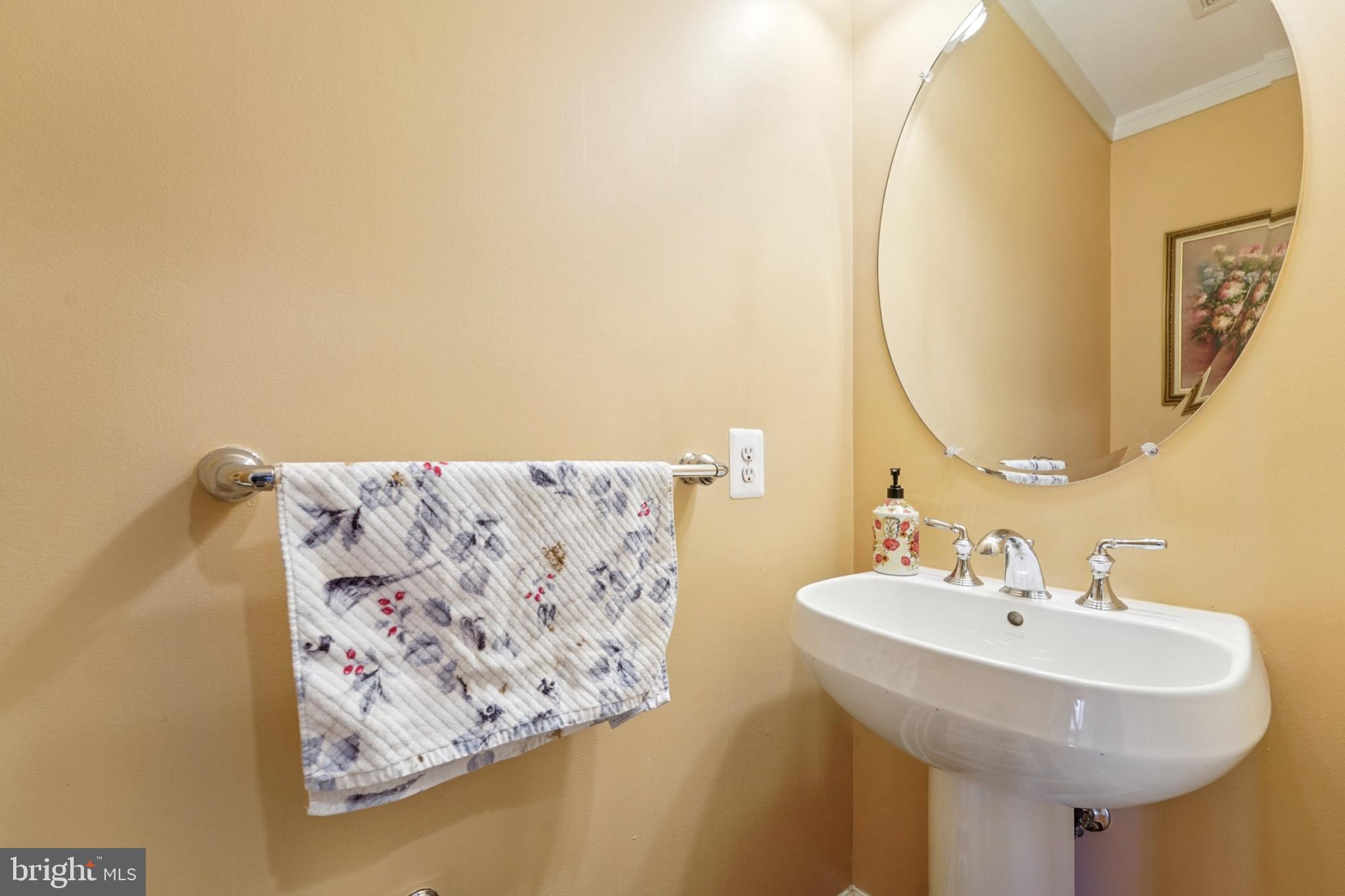 HAMPSHIRE HAMLET - Residential