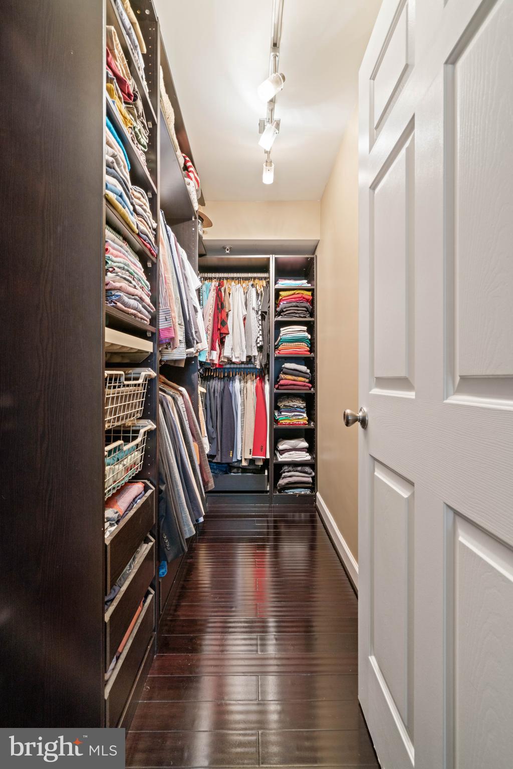 HIGHLAND AT GUNSTON CORNER - Residential