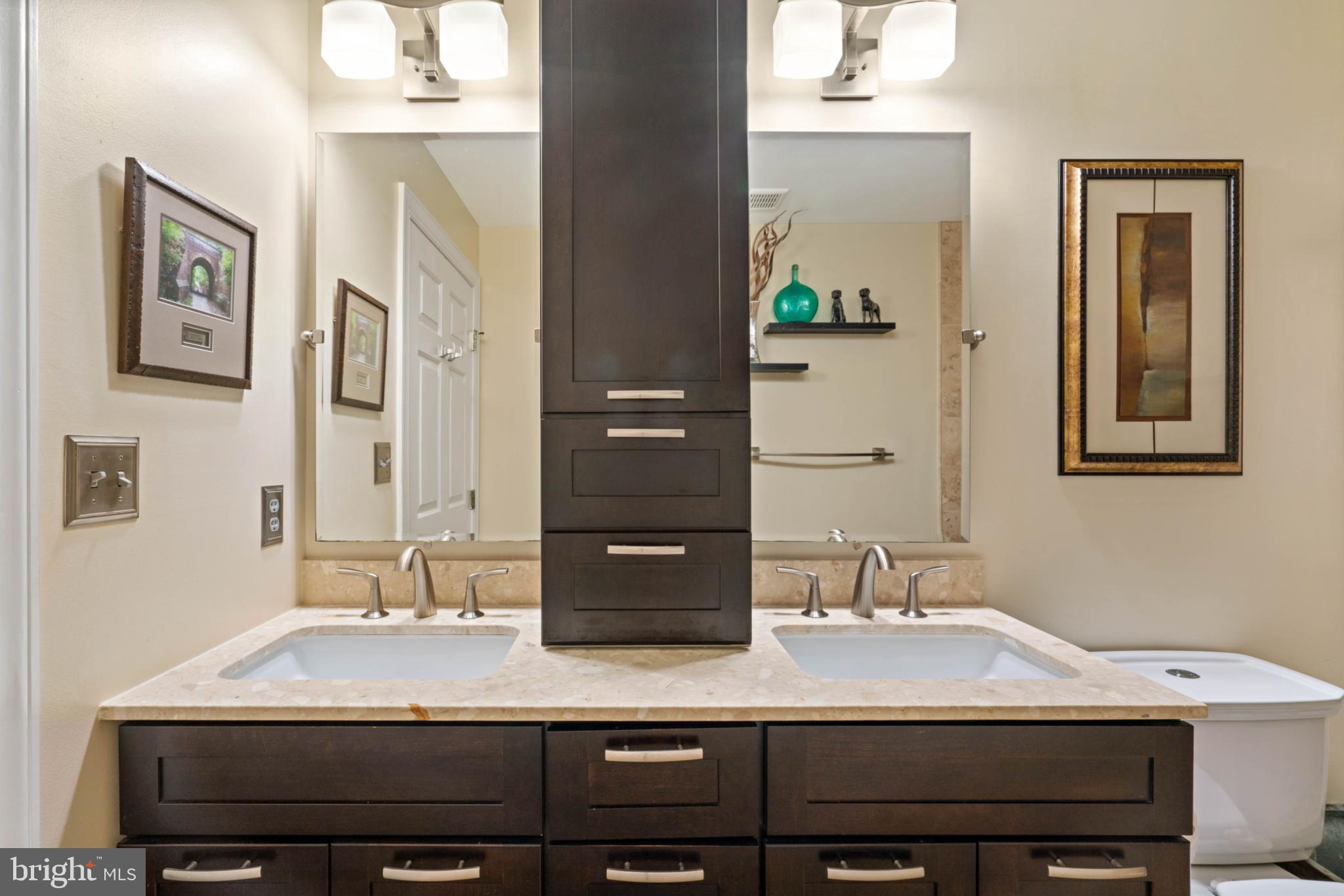 HIGHLAND AT GUNSTON CORNER - Residential