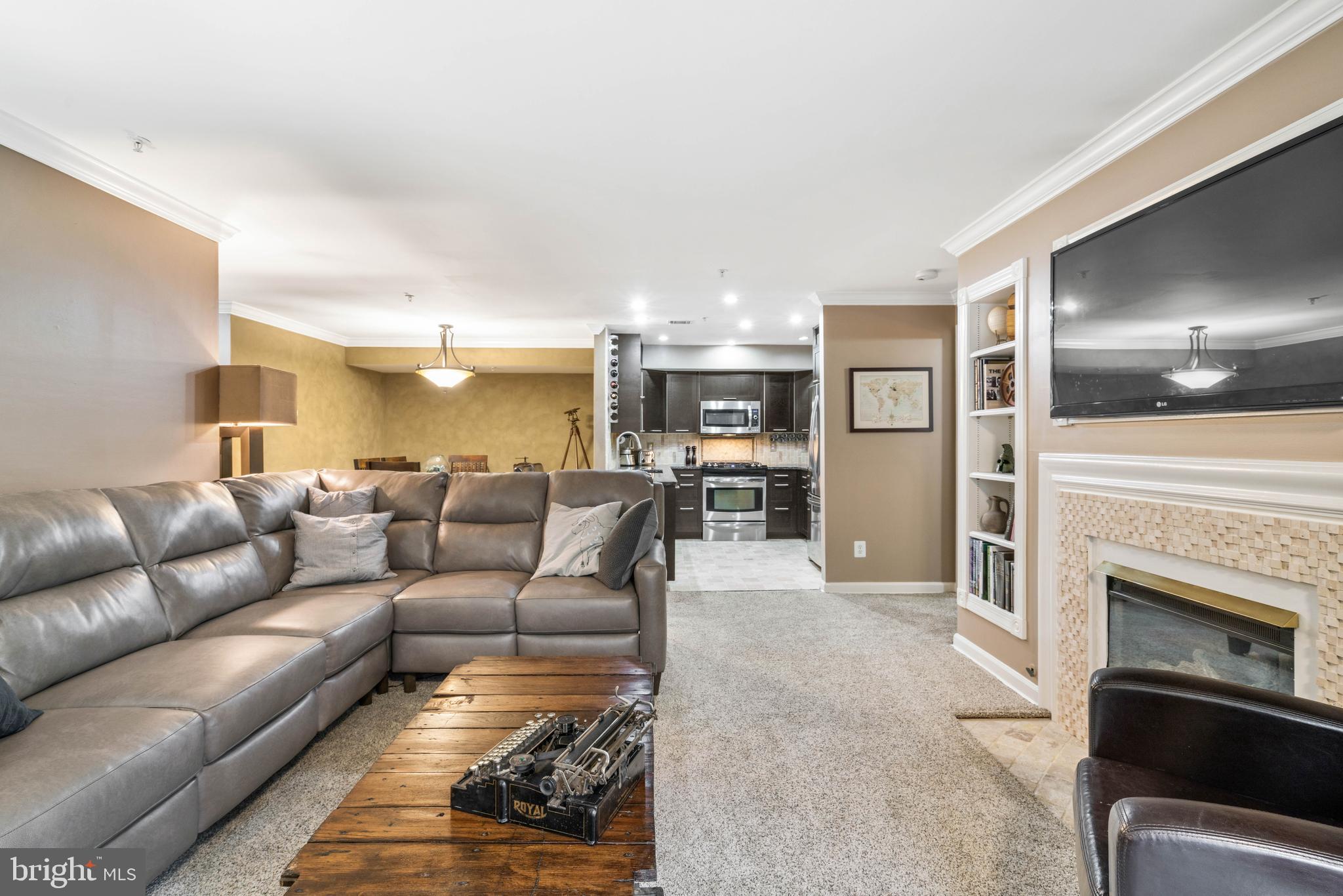 HIGHLAND AT GUNSTON CORNER - Residential