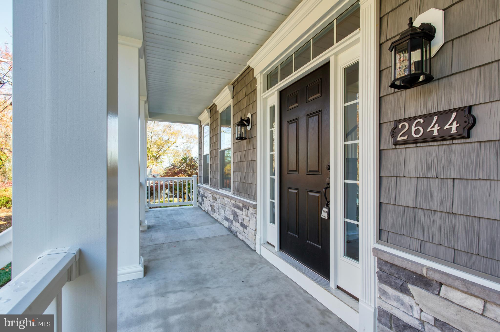 ANNAPOLIS ROADS - Residential
