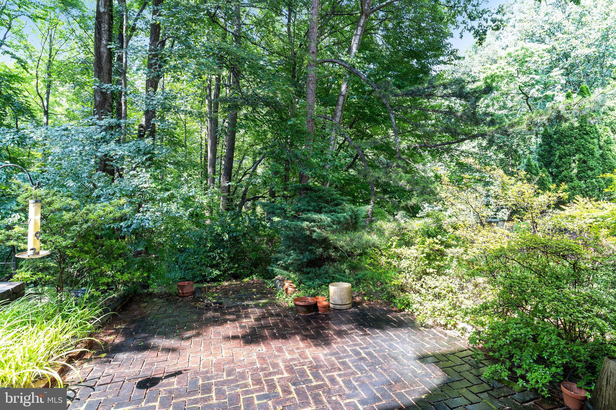 DEEPWOOD - Residential