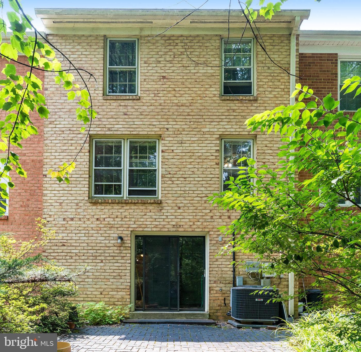 DEEPWOOD - Residential