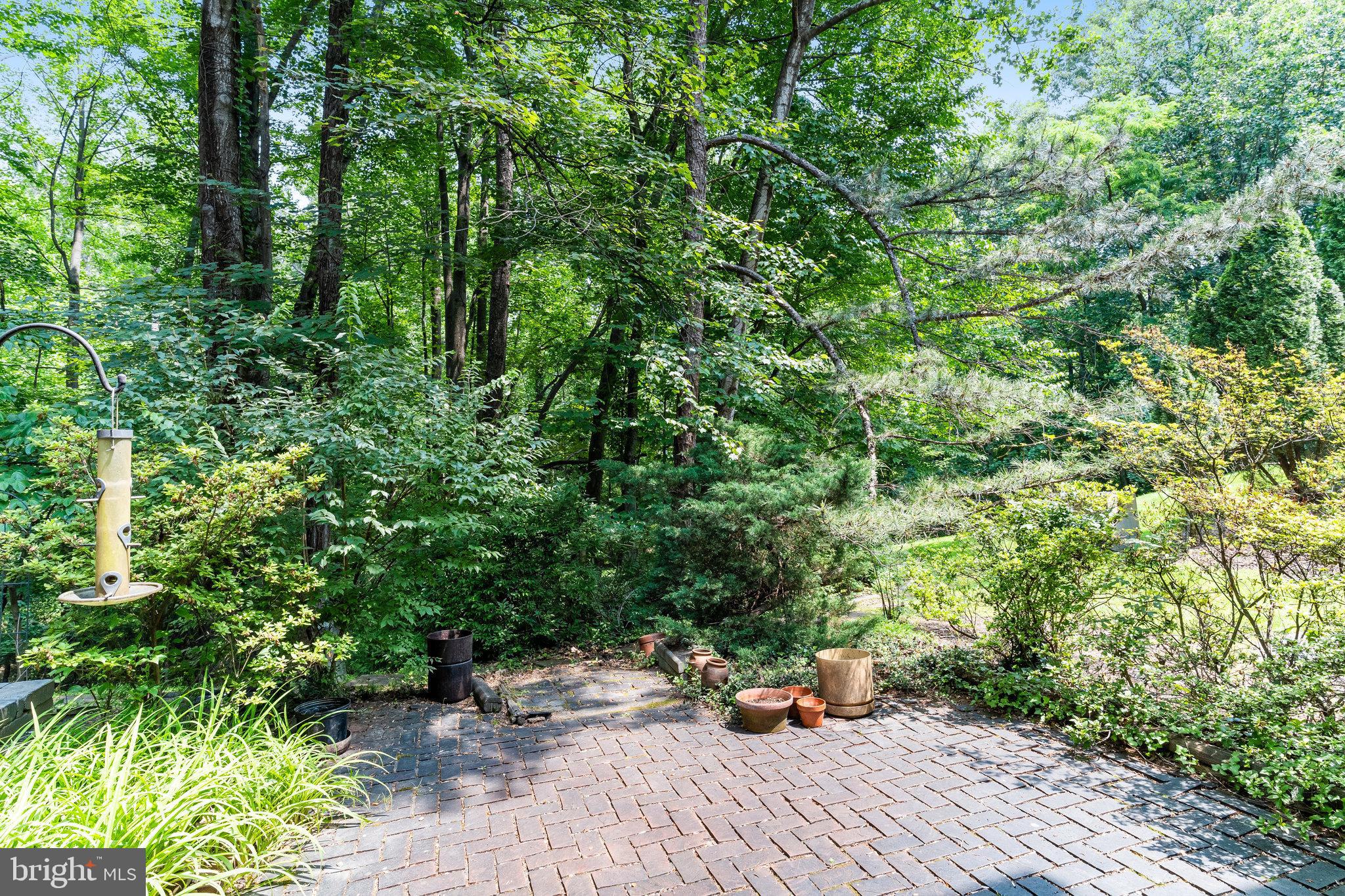 2308 HORSEFERRY COURT