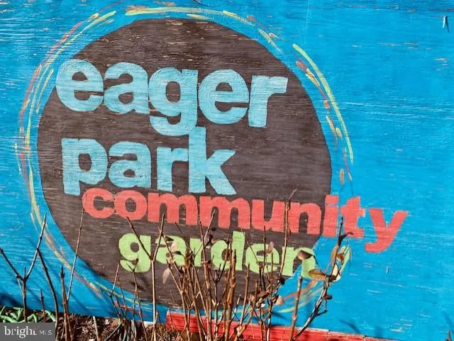 Baltimore, Maryland 21205, United States, 3 Bedrooms Bedrooms, ,3 BathroomsBathrooms,Residential,Contingent,19854