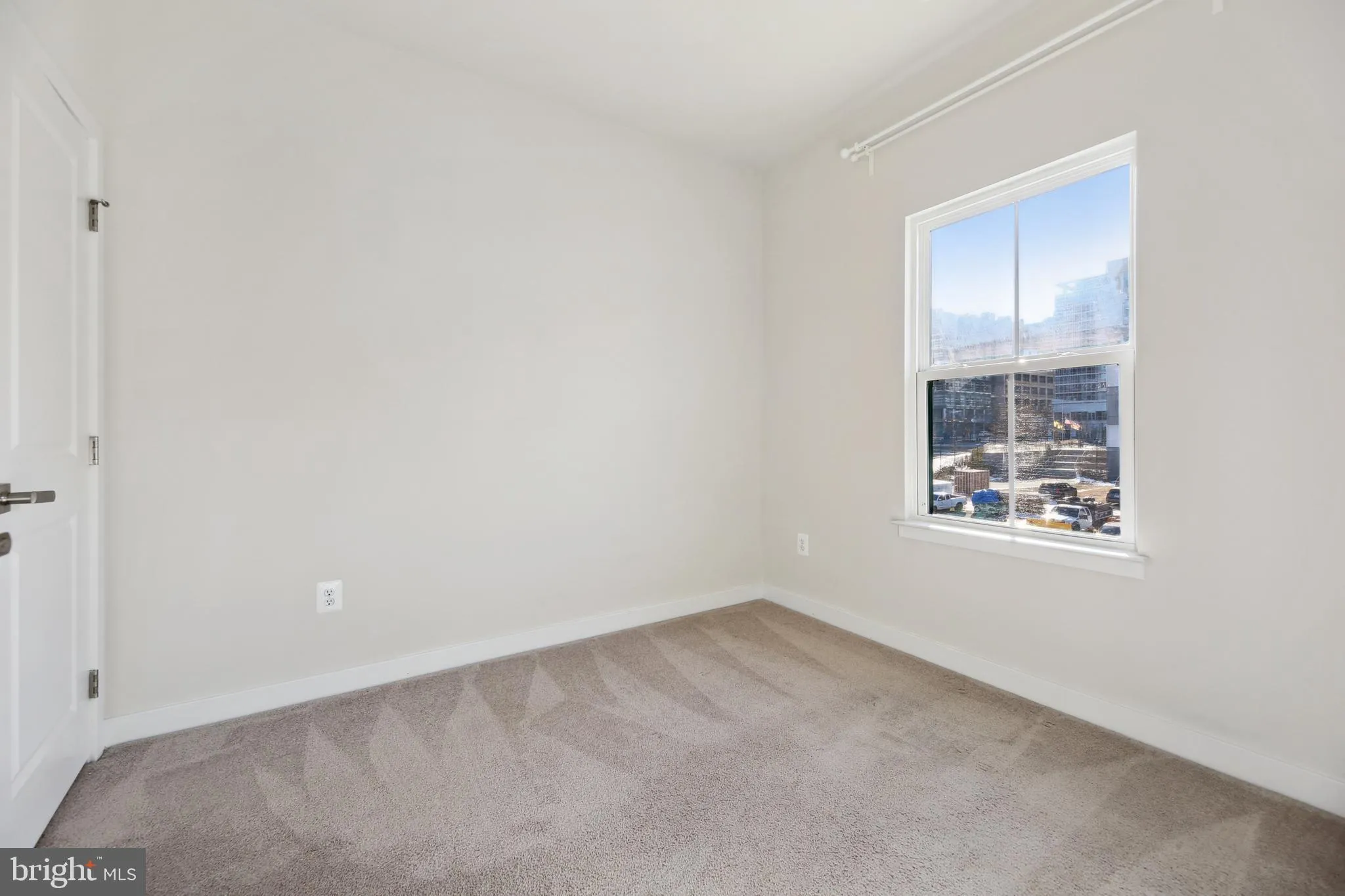 Baltimore, Maryland 21205, United States, 3 Bedrooms Bedrooms, ,3 BathroomsBathrooms,Residential,Contingent,19854