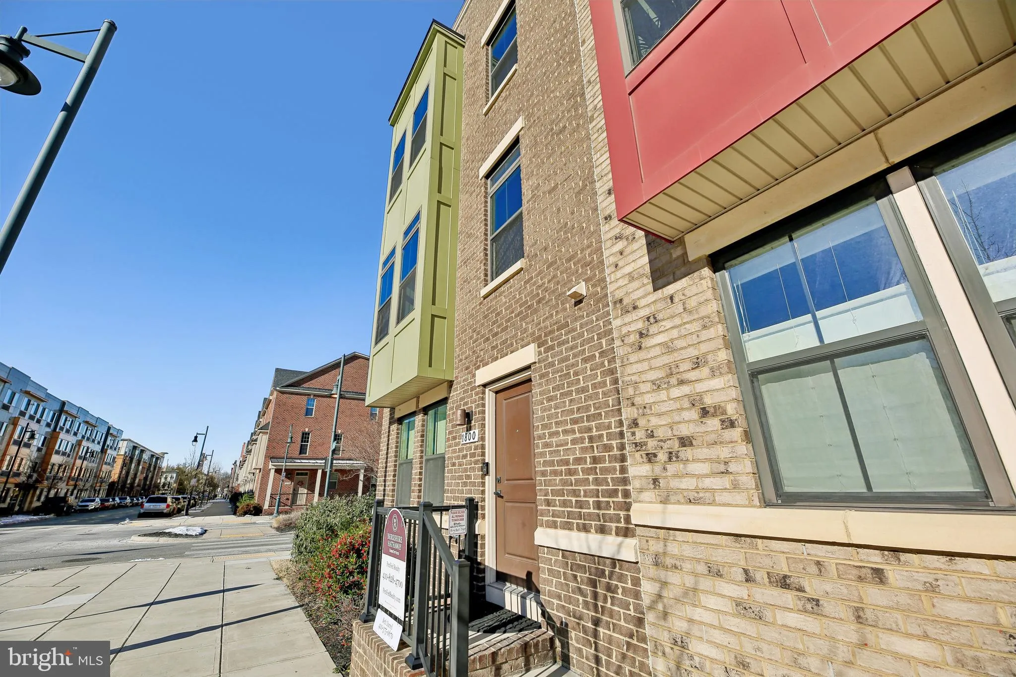 Baltimore, Maryland 21205, United States, 3 Bedrooms Bedrooms, ,3 BathroomsBathrooms,Residential,Contingent,19854