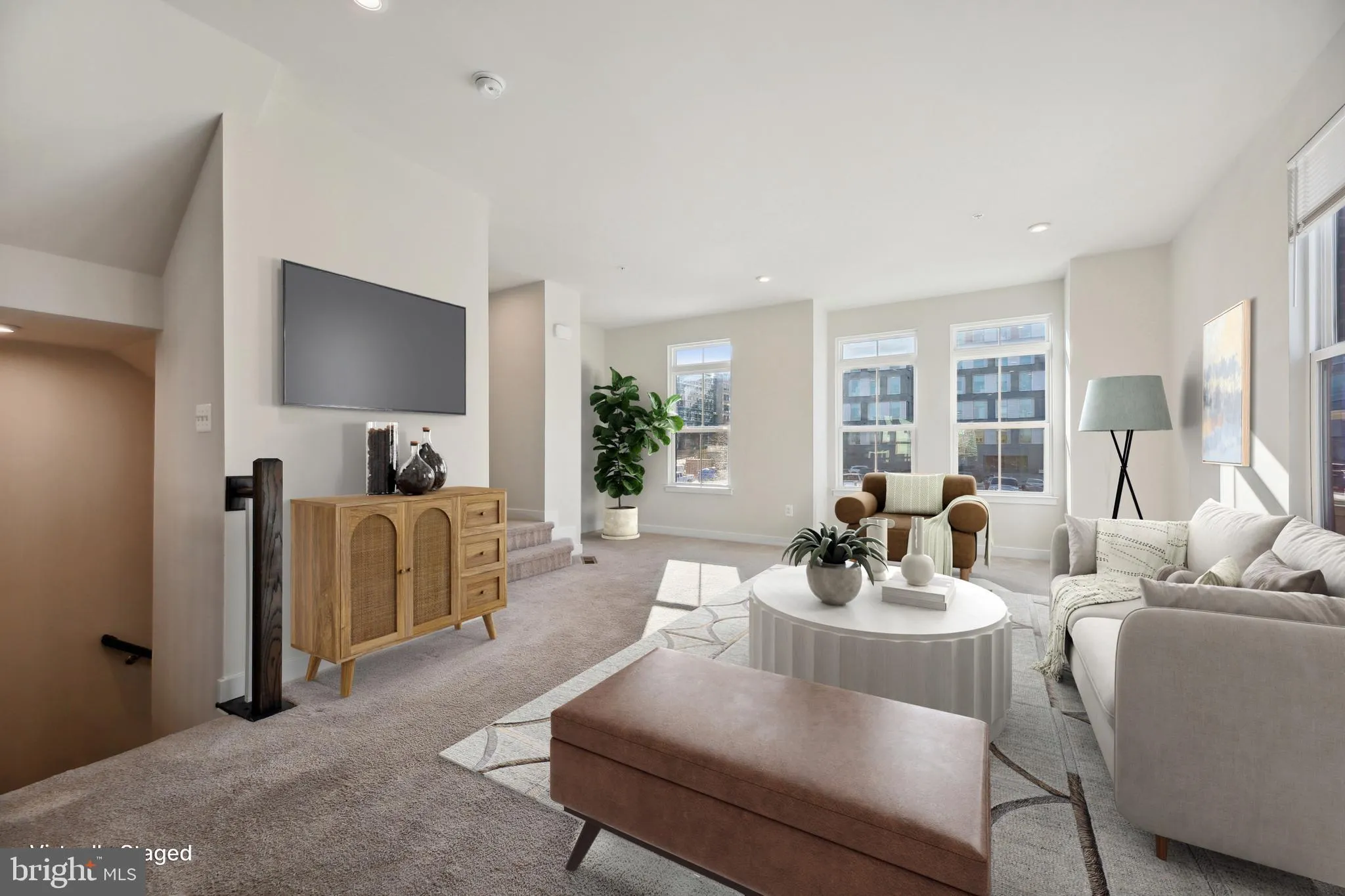 Baltimore, Maryland 21205, United States, 3 Bedrooms Bedrooms, ,3 BathroomsBathrooms,Residential,Contingent,19854