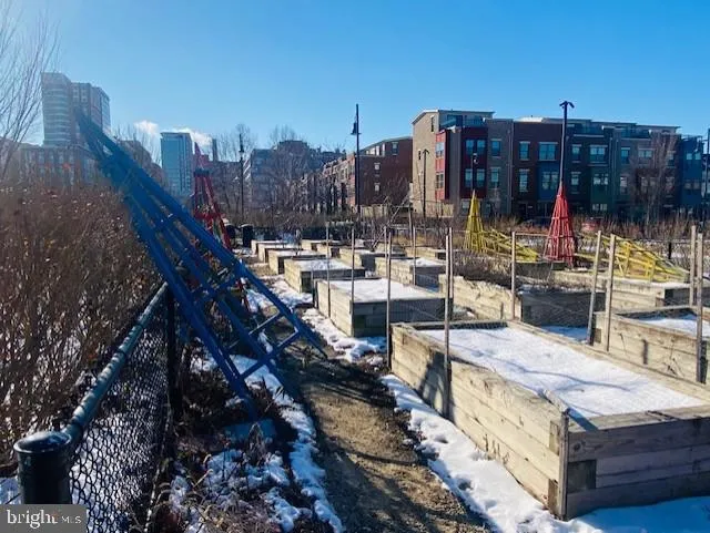 Baltimore, Maryland 21205, United States, 3 Bedrooms Bedrooms, ,3 BathroomsBathrooms,Residential,Contingent,19854