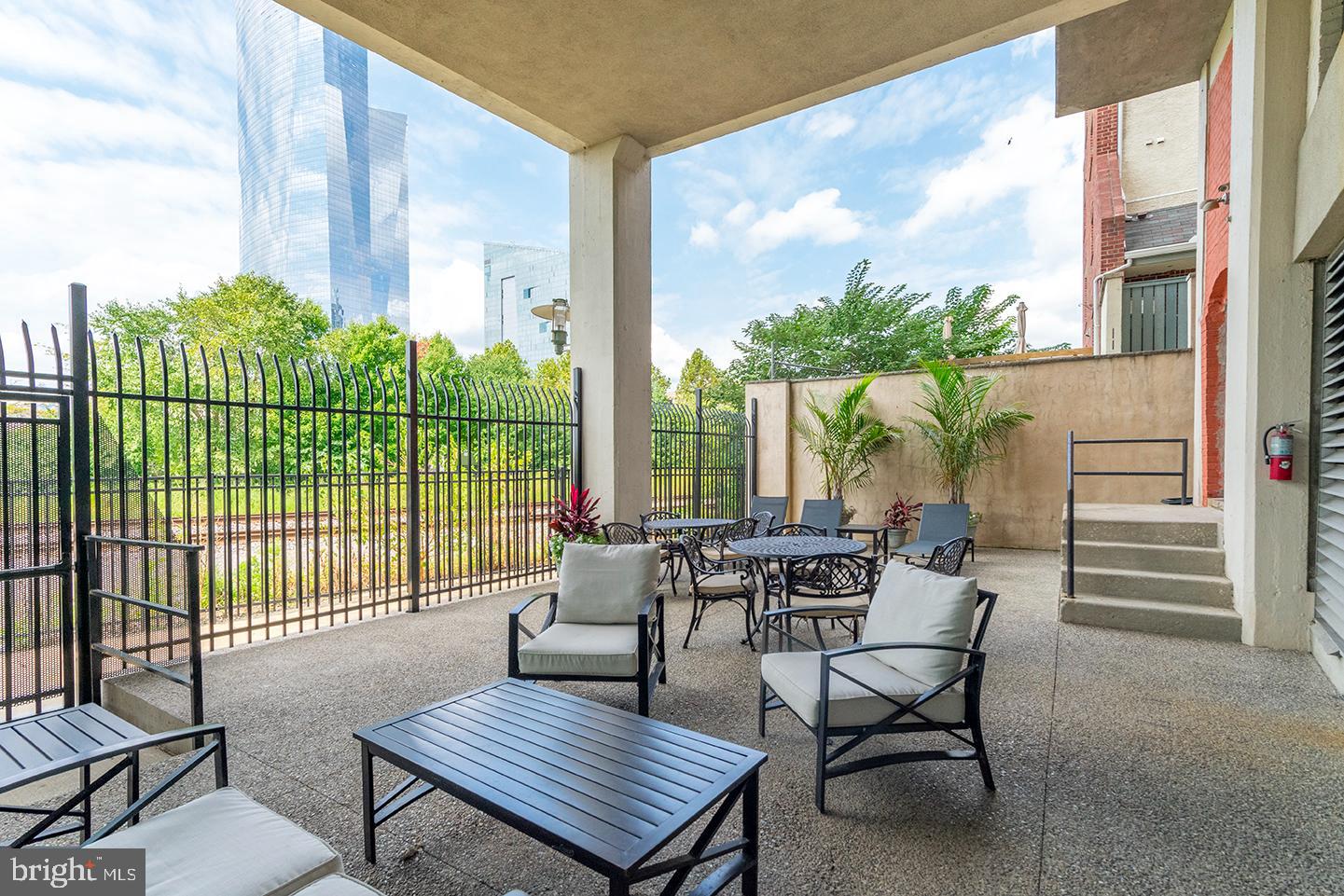 FITLER SQUARE - Residential Lease