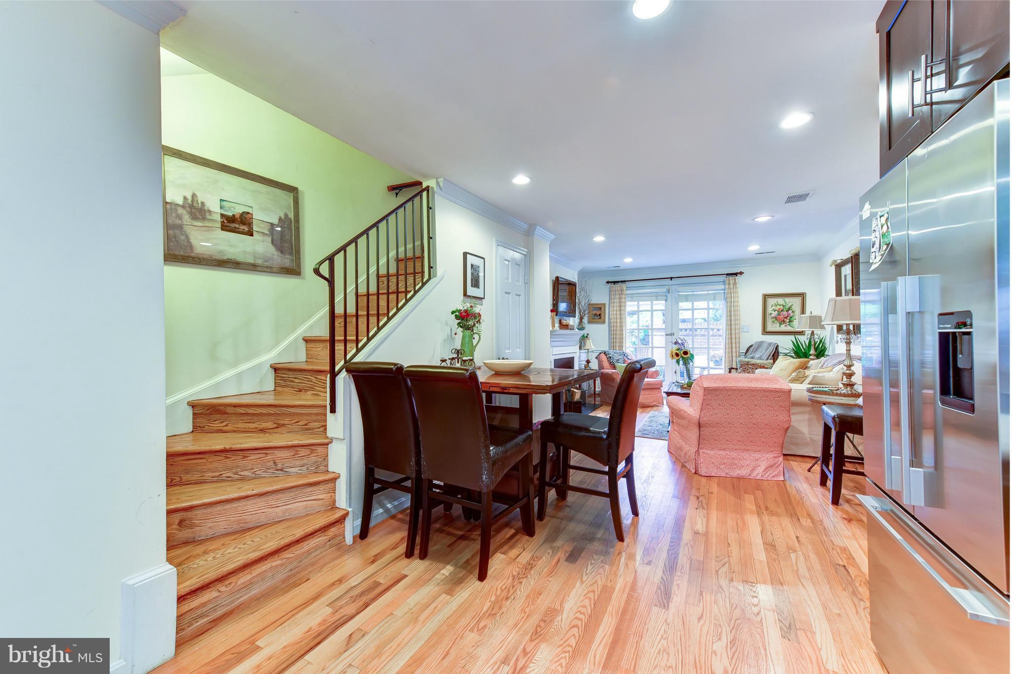 WASHINGTON SQUARE - Residential Lease