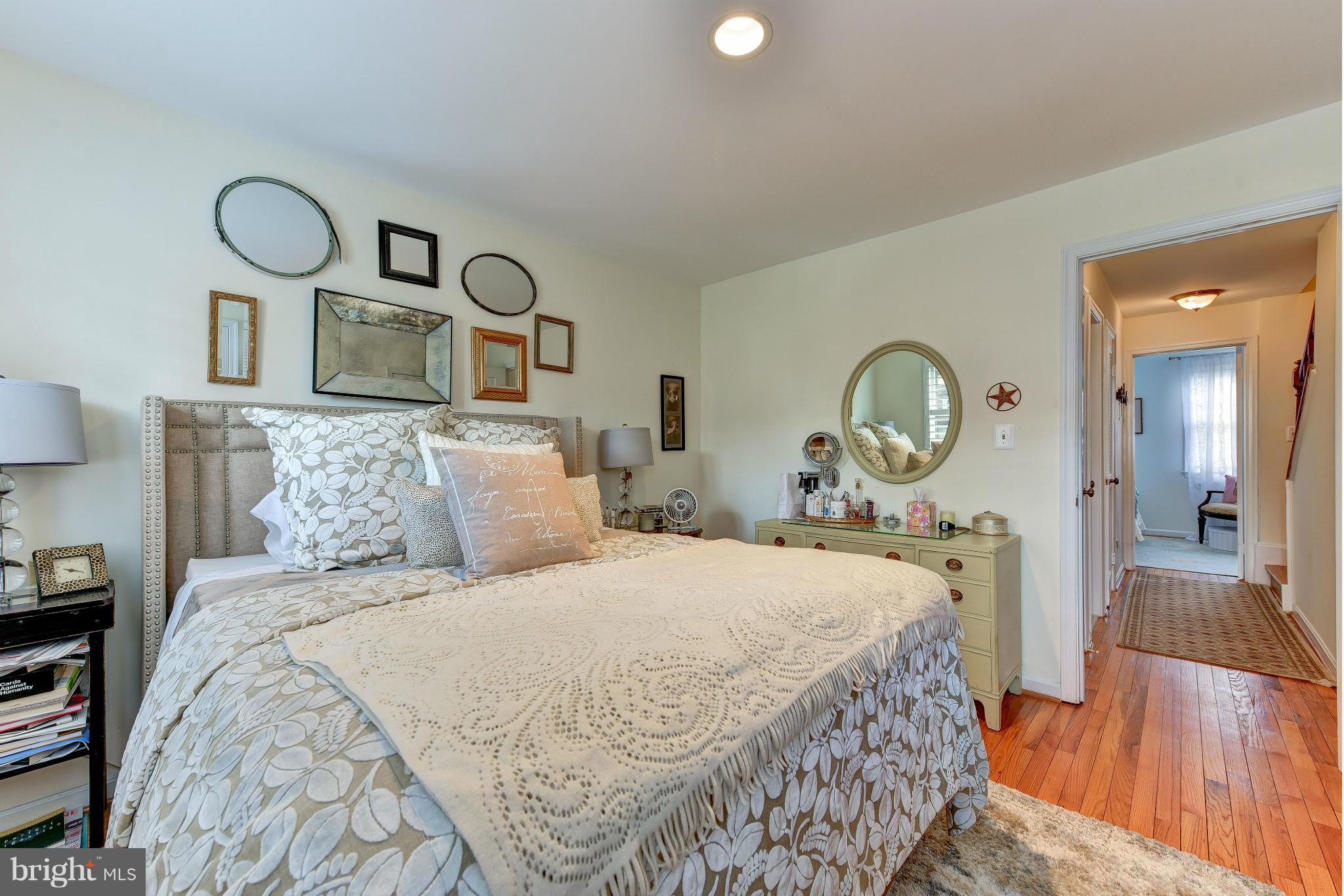 WASHINGTON SQUARE - Residential Lease