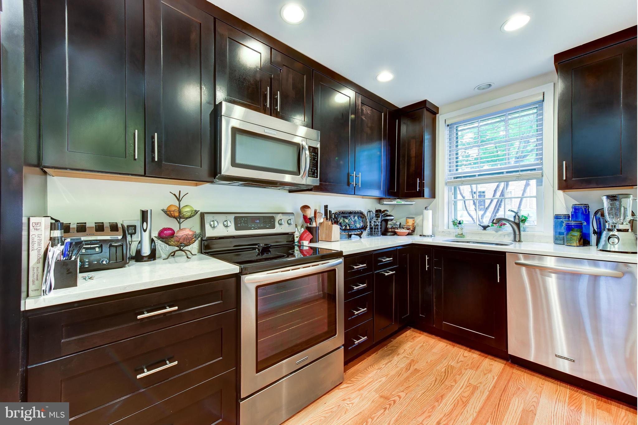 WASHINGTON SQUARE - Residential Lease