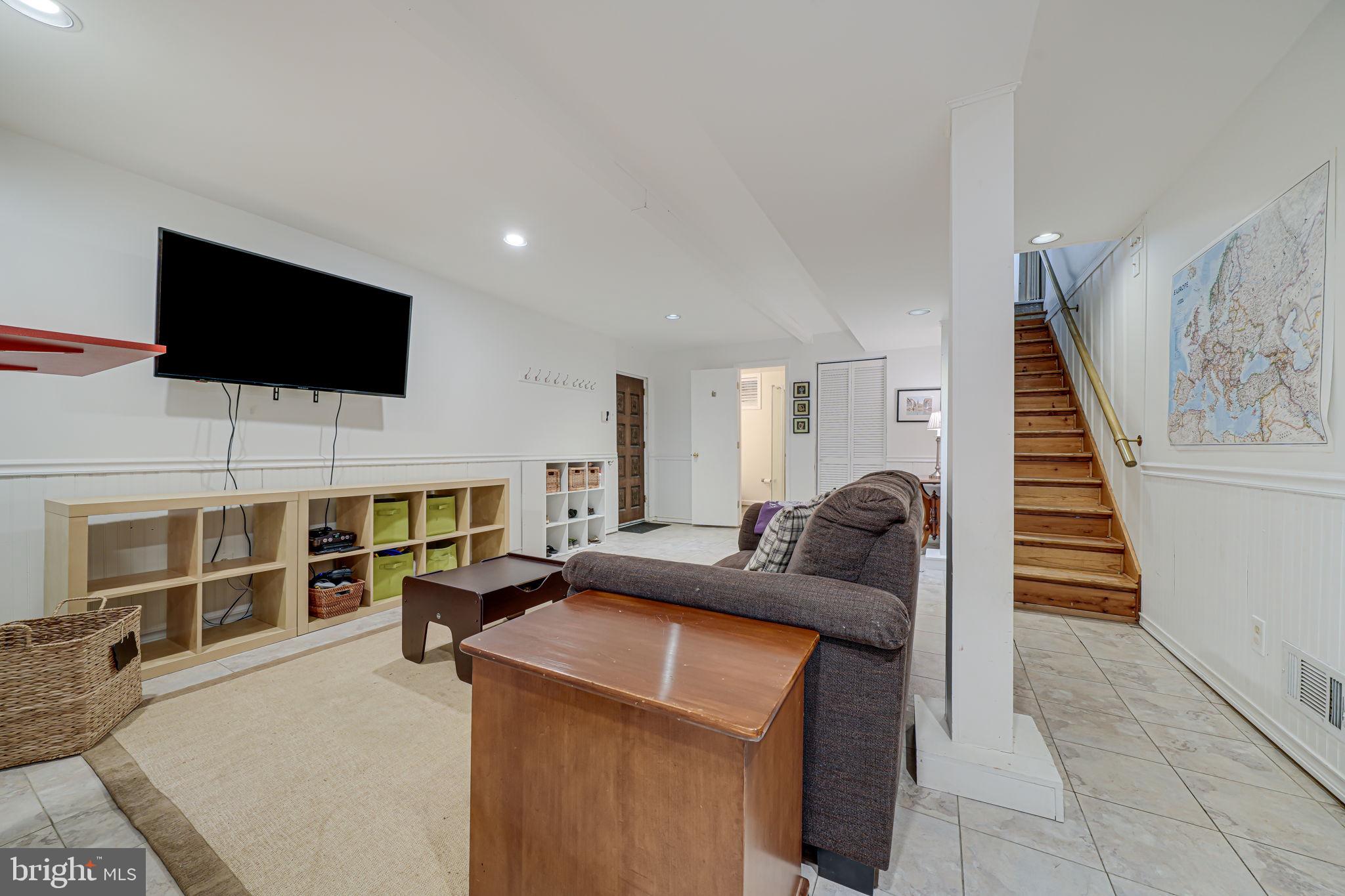 WOODMOOR - Residential