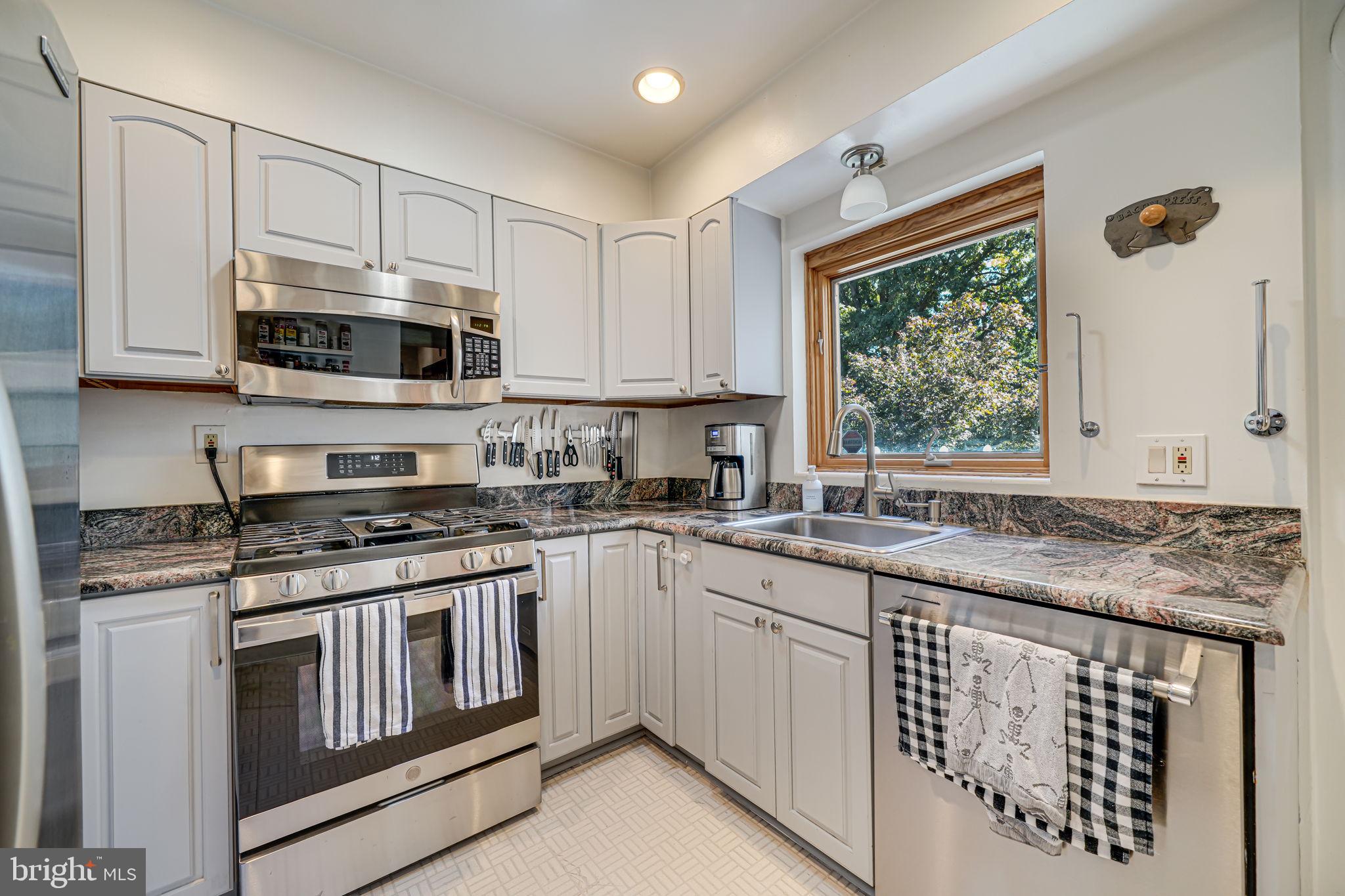 WOODMOOR - Residential