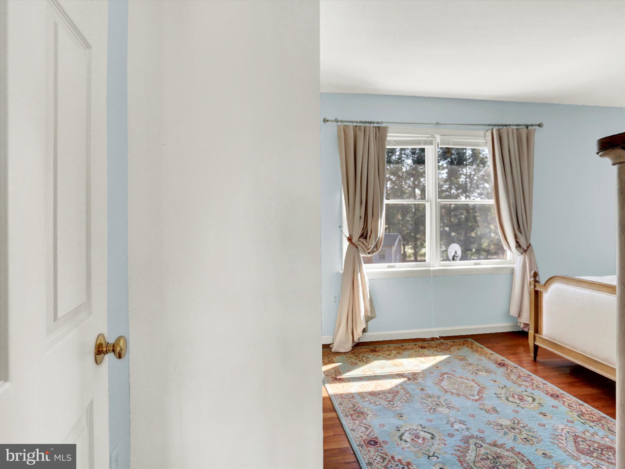 THE OAKS OF N LONDONDERRY - Residential