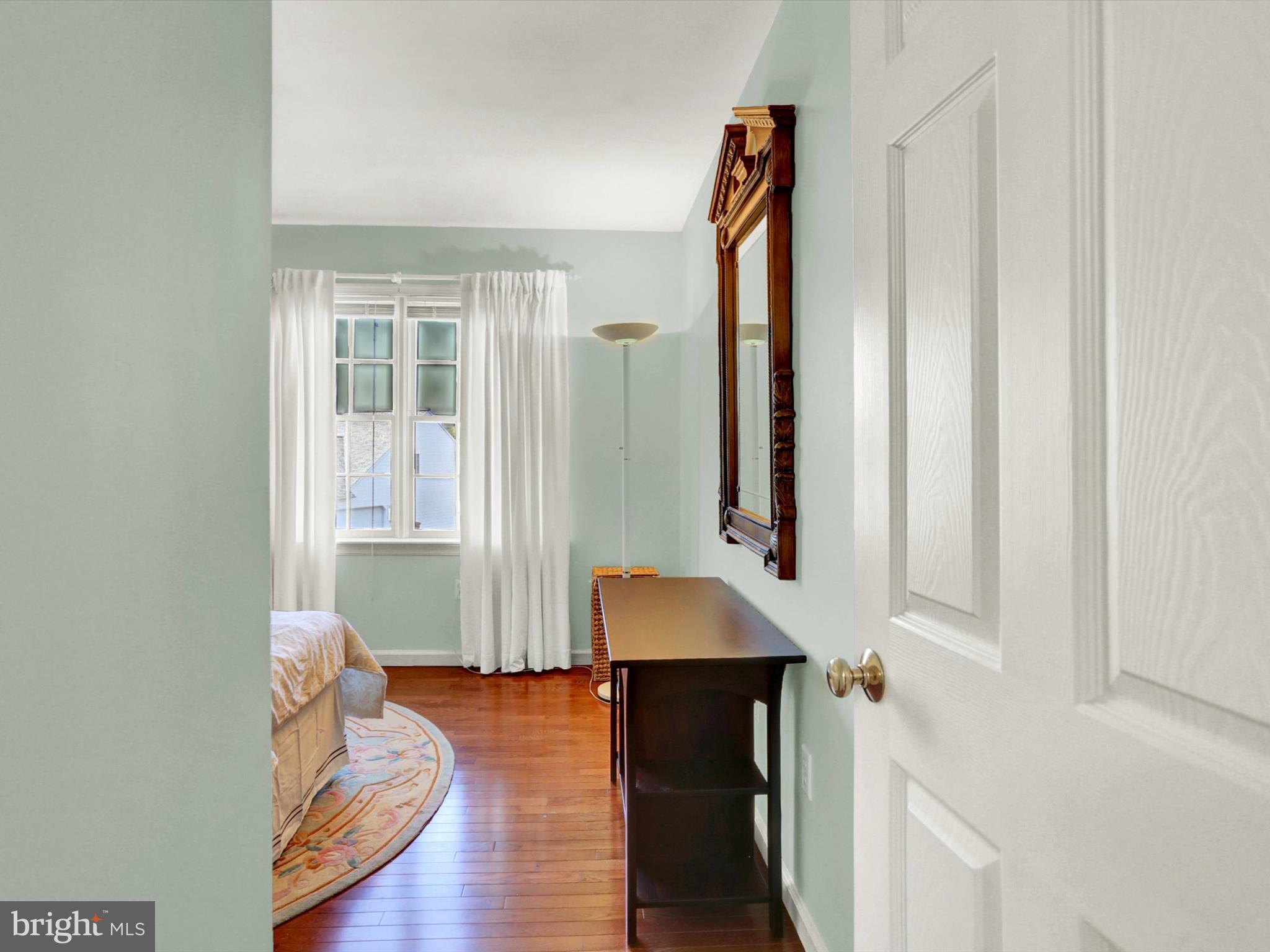 THE OAKS OF N LONDONDERRY - Residential