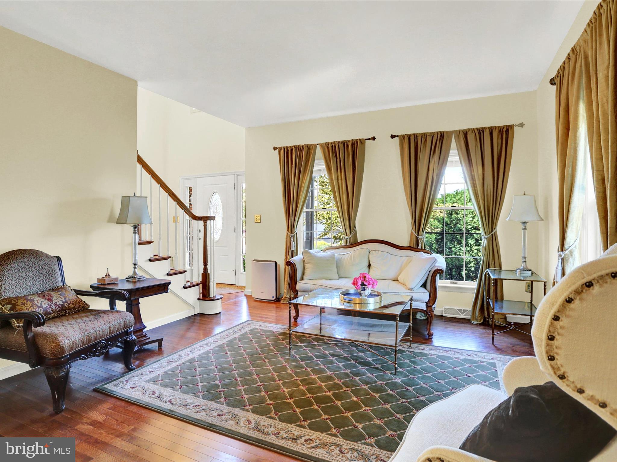 THE OAKS OF N LONDONDERRY - Residential