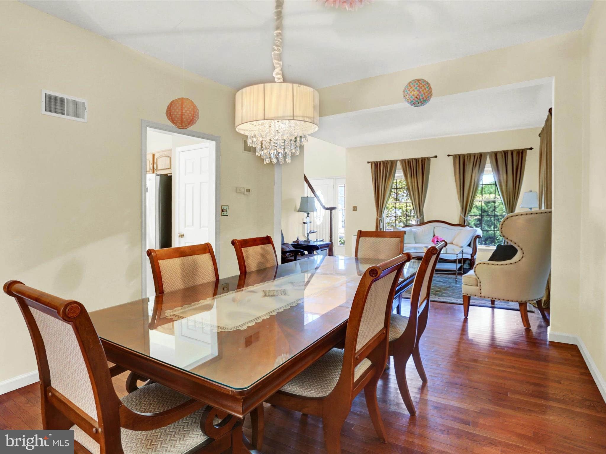 THE OAKS OF N LONDONDERRY - Residential