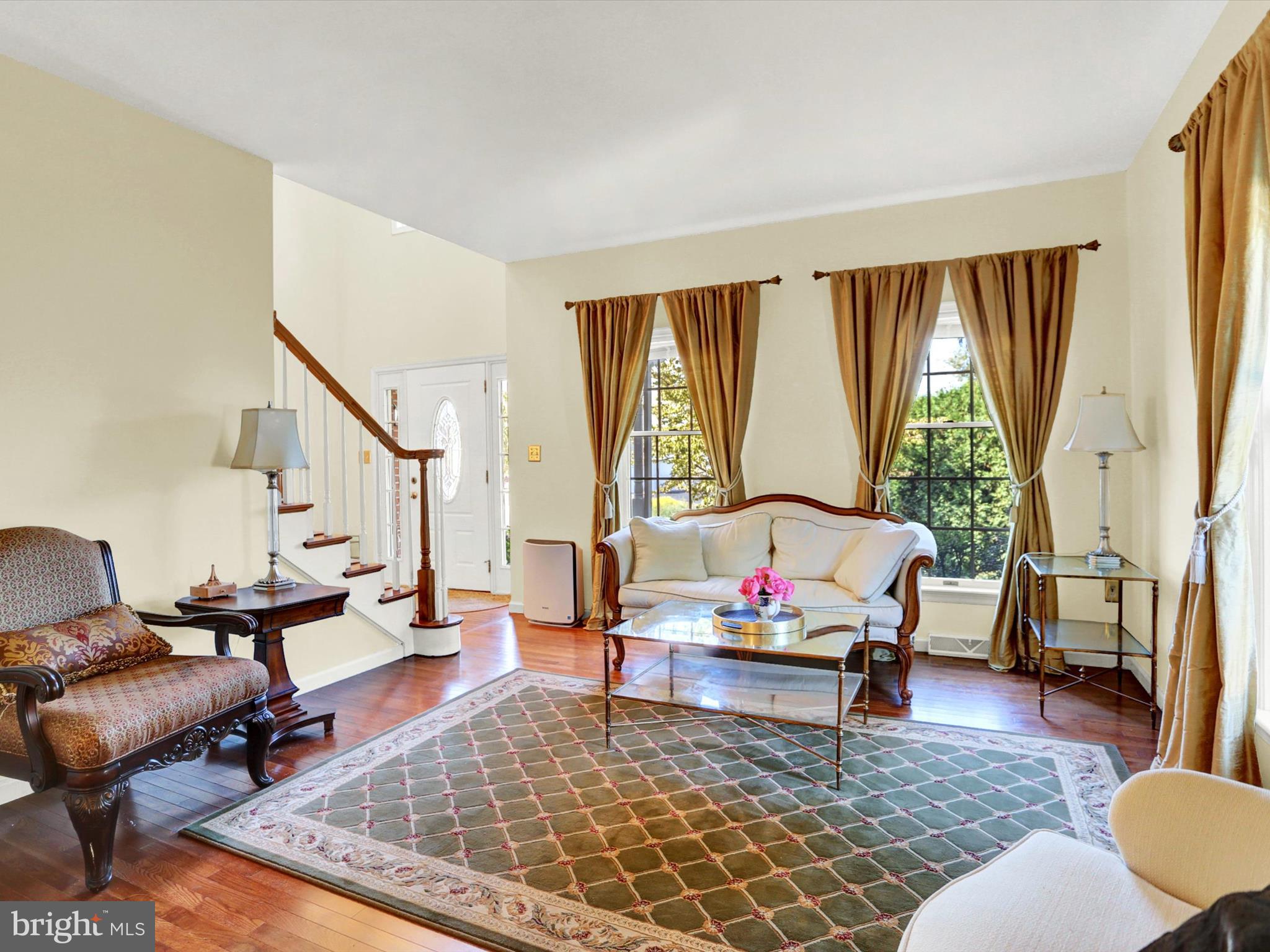 THE OAKS OF N LONDONDERRY - Residential