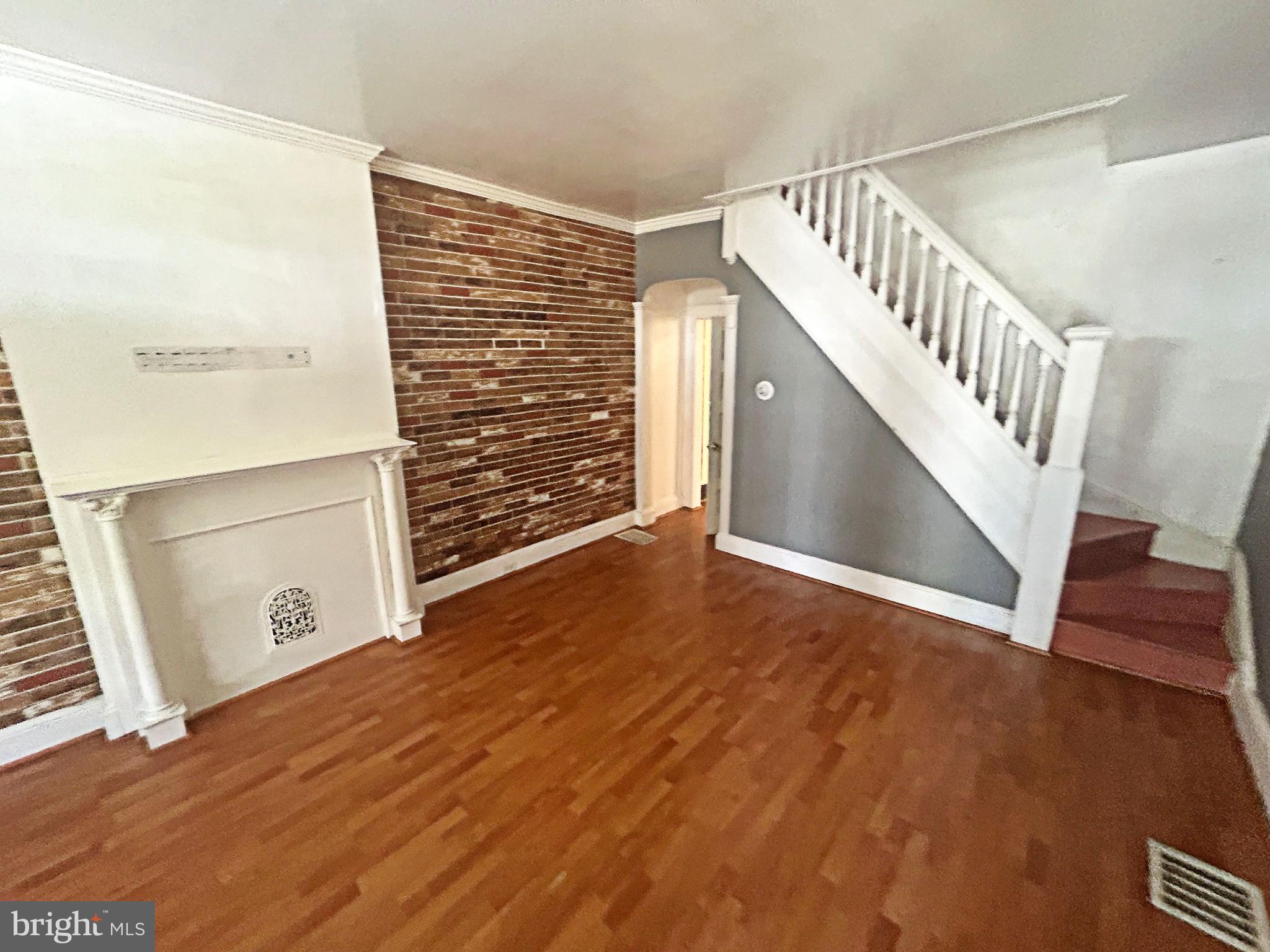 617 DUMBARTON AVENUE