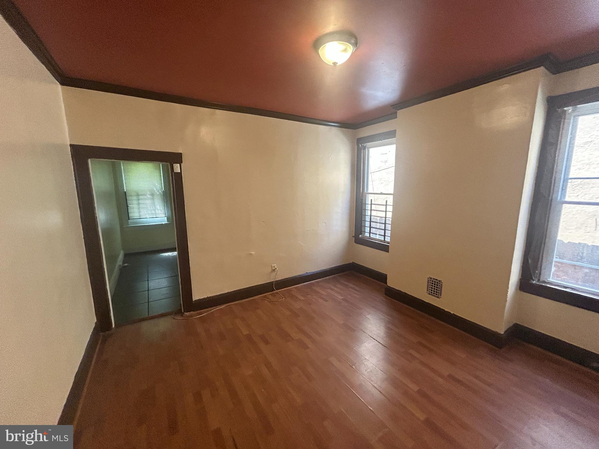 617 DUMBARTON AVENUE