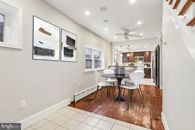 Philadelphia, Pennsylvania 19123, United States, 3 Bedrooms Bedrooms, ,4 BathroomsBathrooms,Residential,Pending,19722