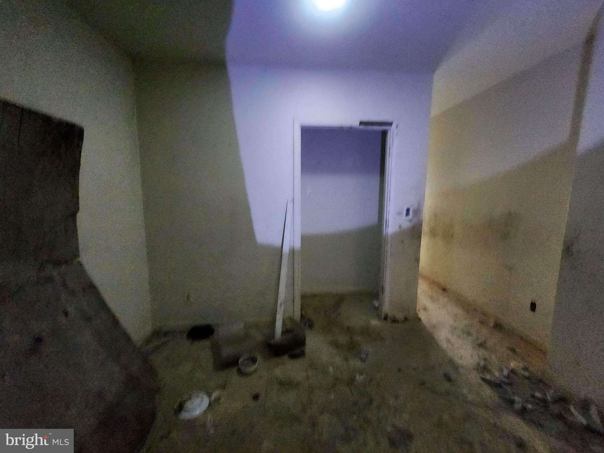 SANDTOWN-WINCHESTER - Residential