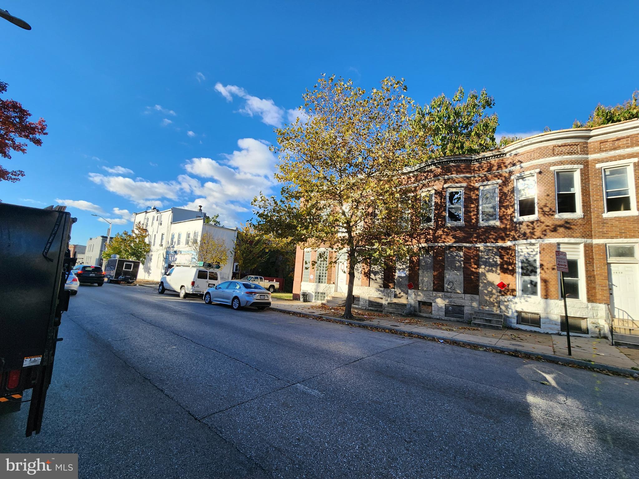 SANDTOWN-WINCHESTER - Residential