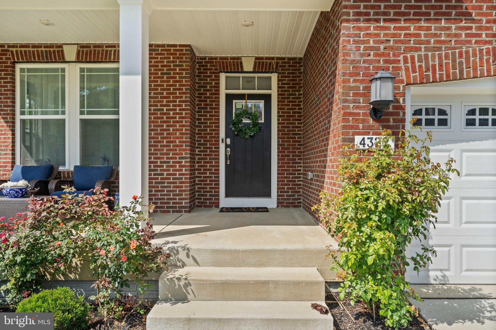 4322 SHAKESPEARE CIRCLE
