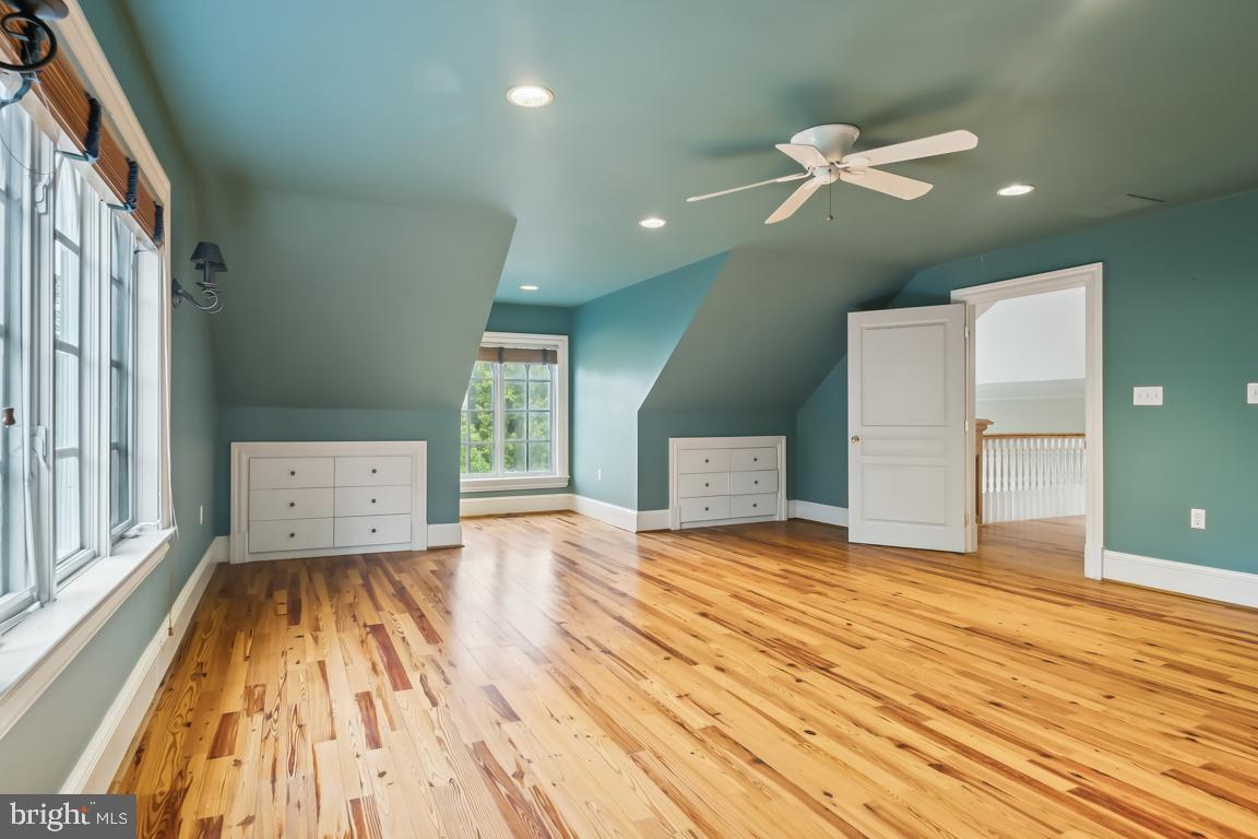 GREEN SPRING VALLEY - Residential